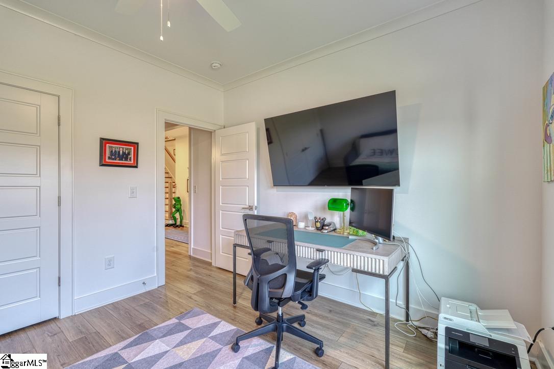 443 Brunswick Lane Property Photo 5