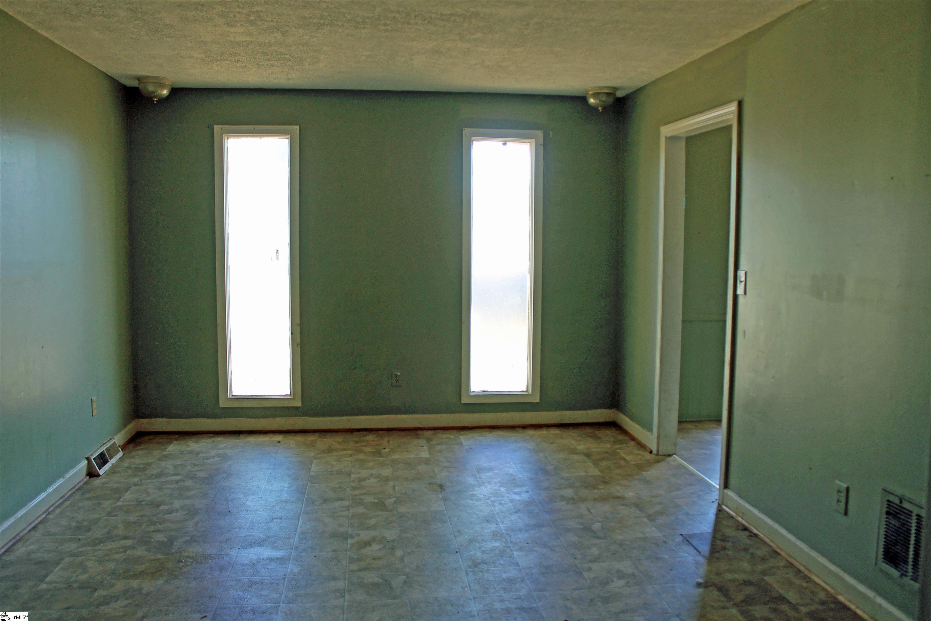 306 Berea Heights Road Property Photo 3