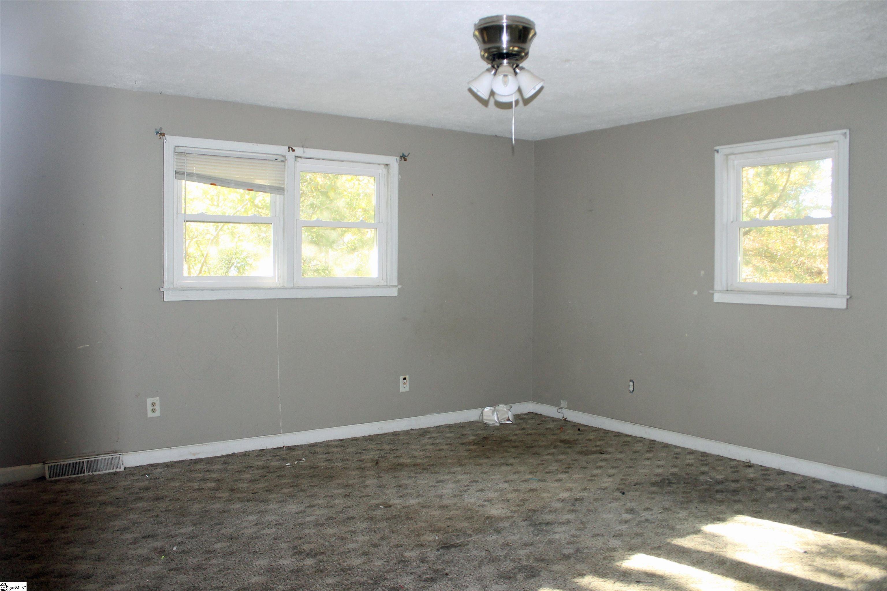 306 Berea Heights Road Property Photo 6