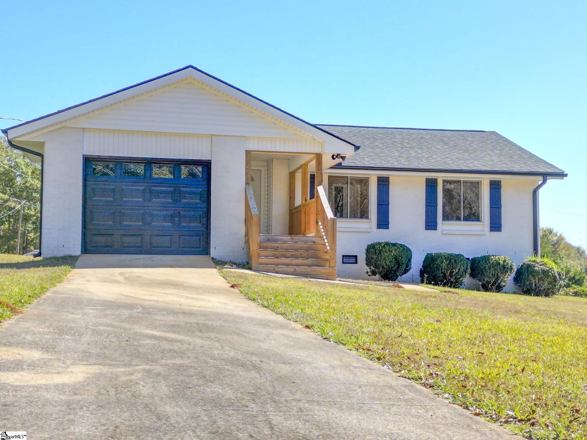 205 Latimer Road Property Photo 1