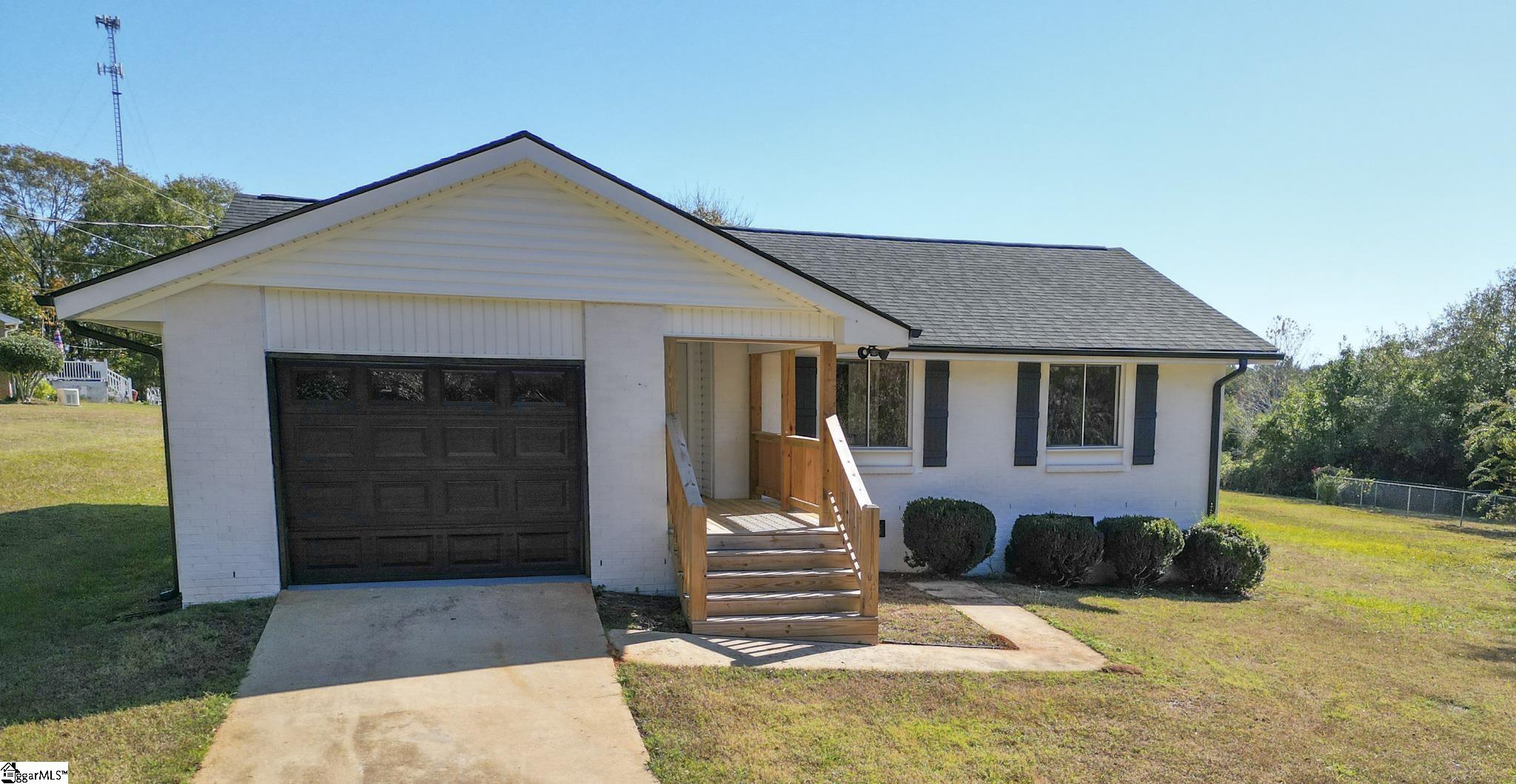 205 Latimer Road Property Photo 3