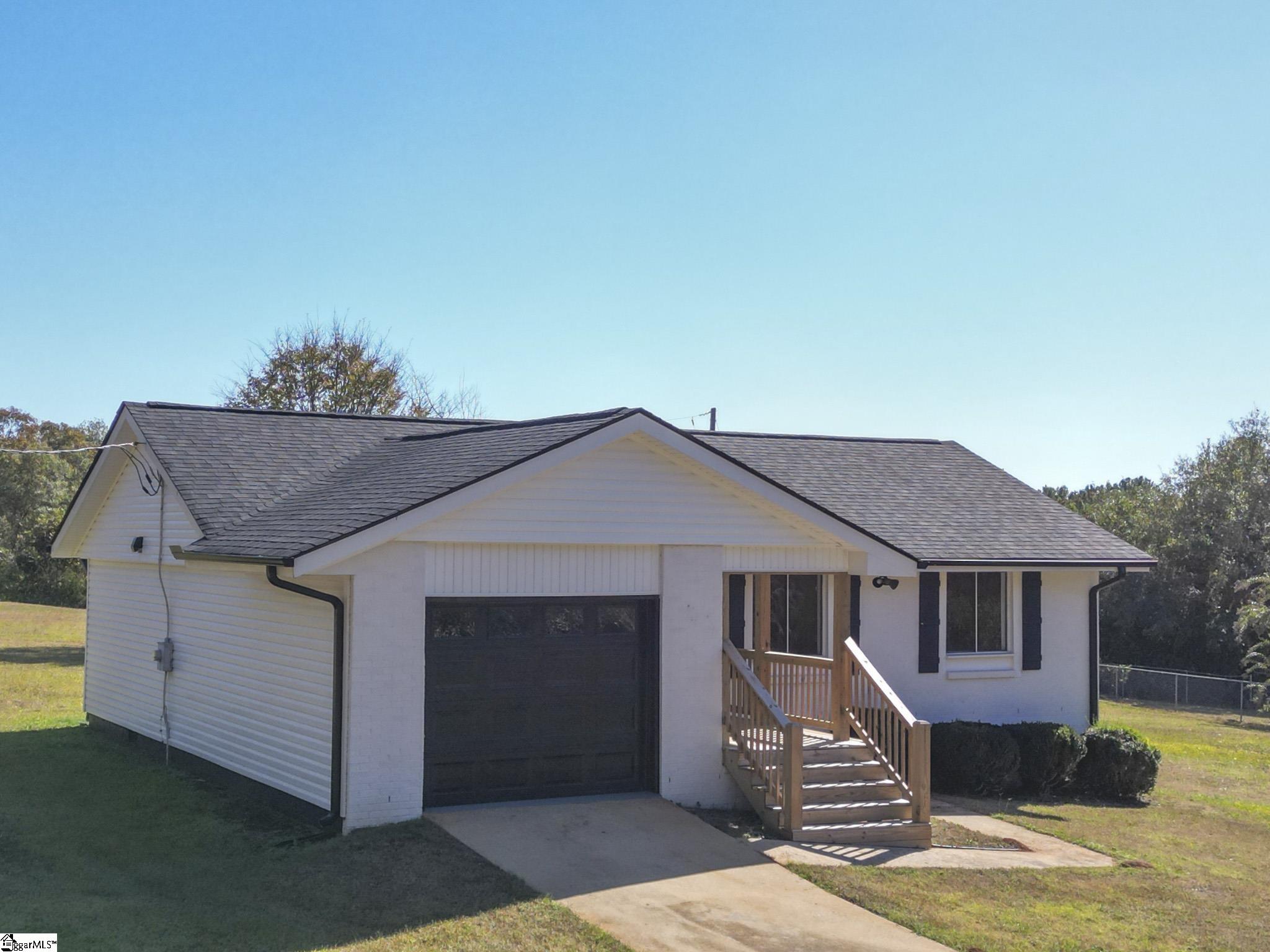 205 Latimer Road Property Photo 4