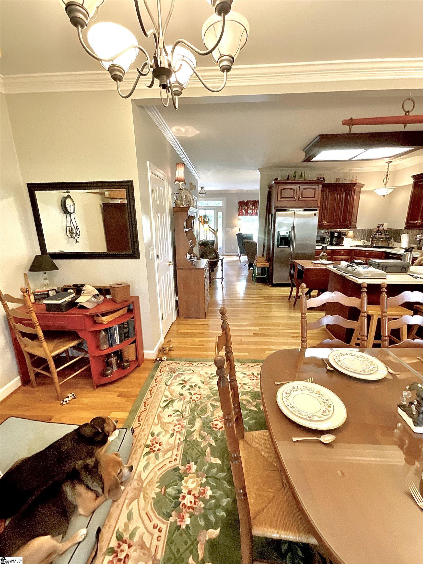 390 Blakely Avenue Property Photo 8