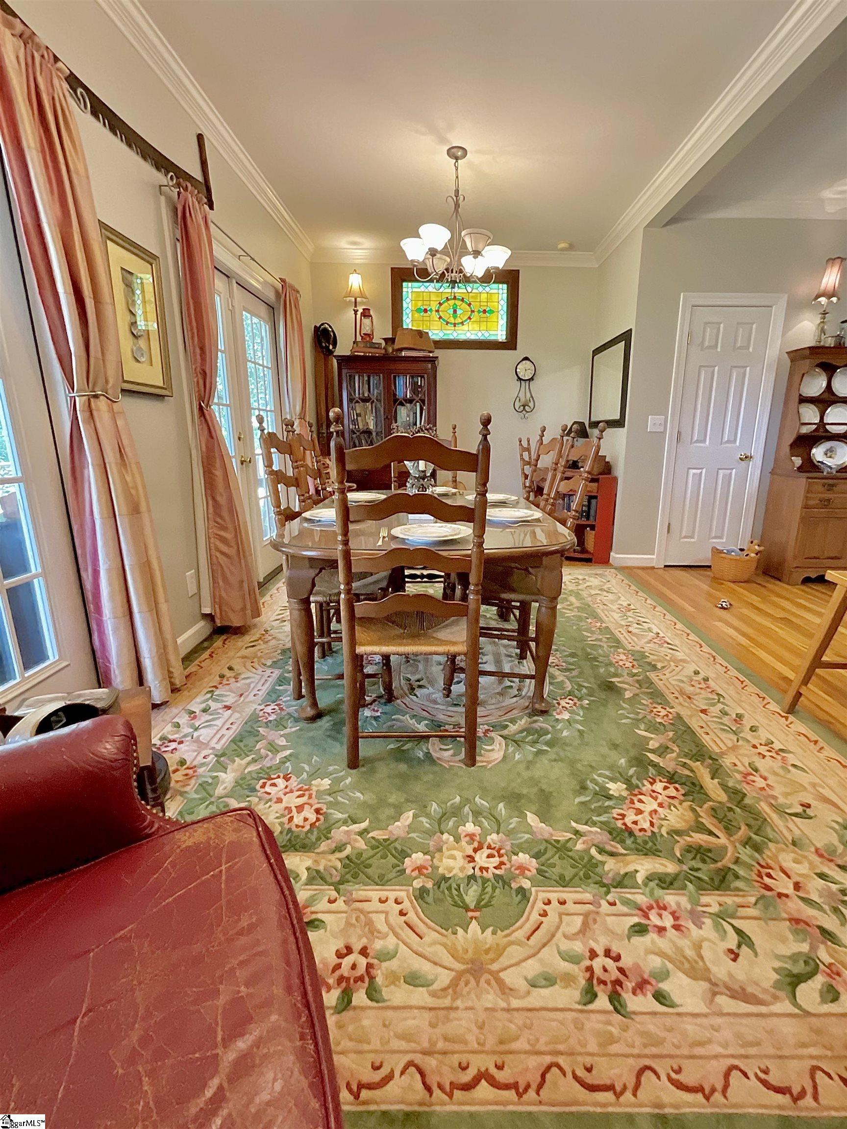 390 Blakely Avenue Property Photo 9