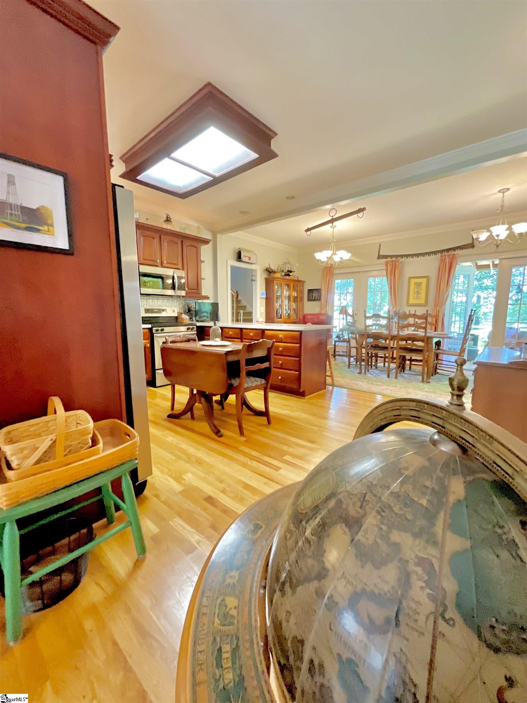 390 Blakely Avenue Property Photo 17