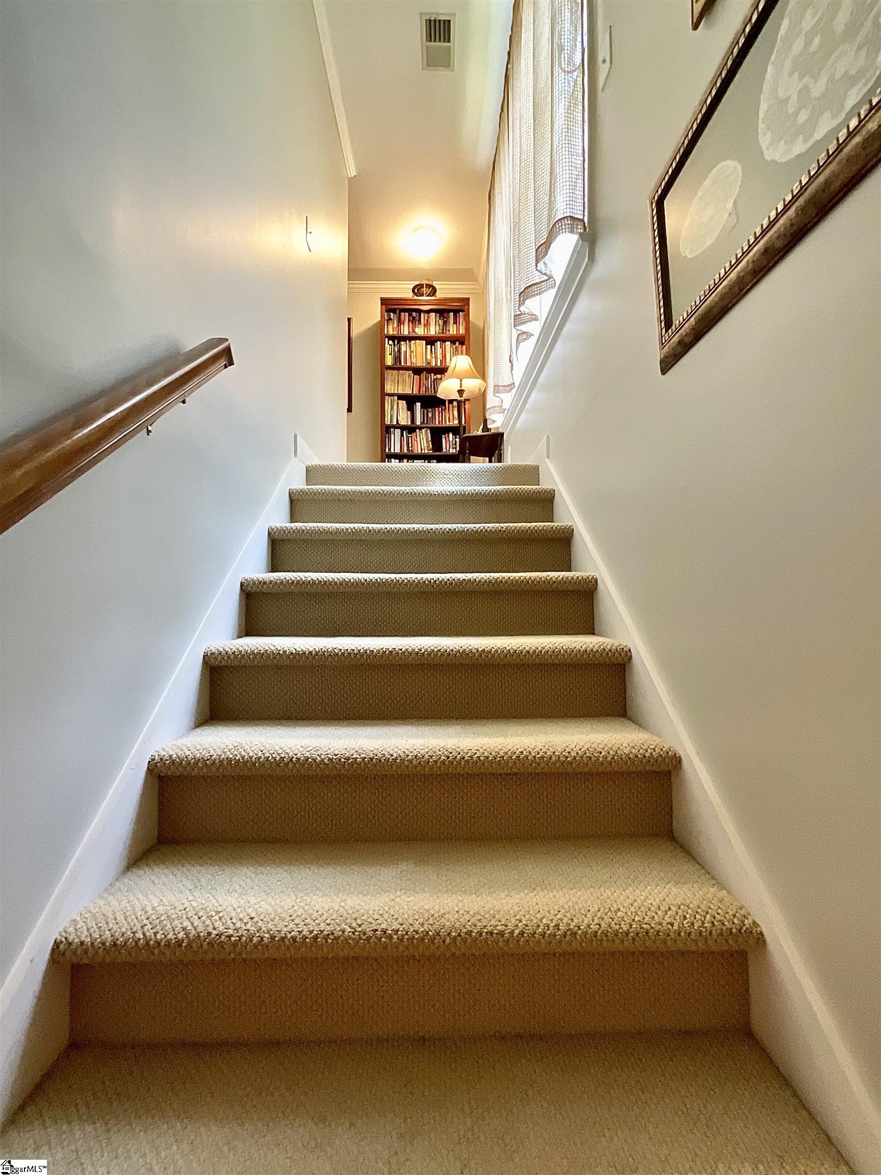 390 Blakely Avenue Property Photo 18