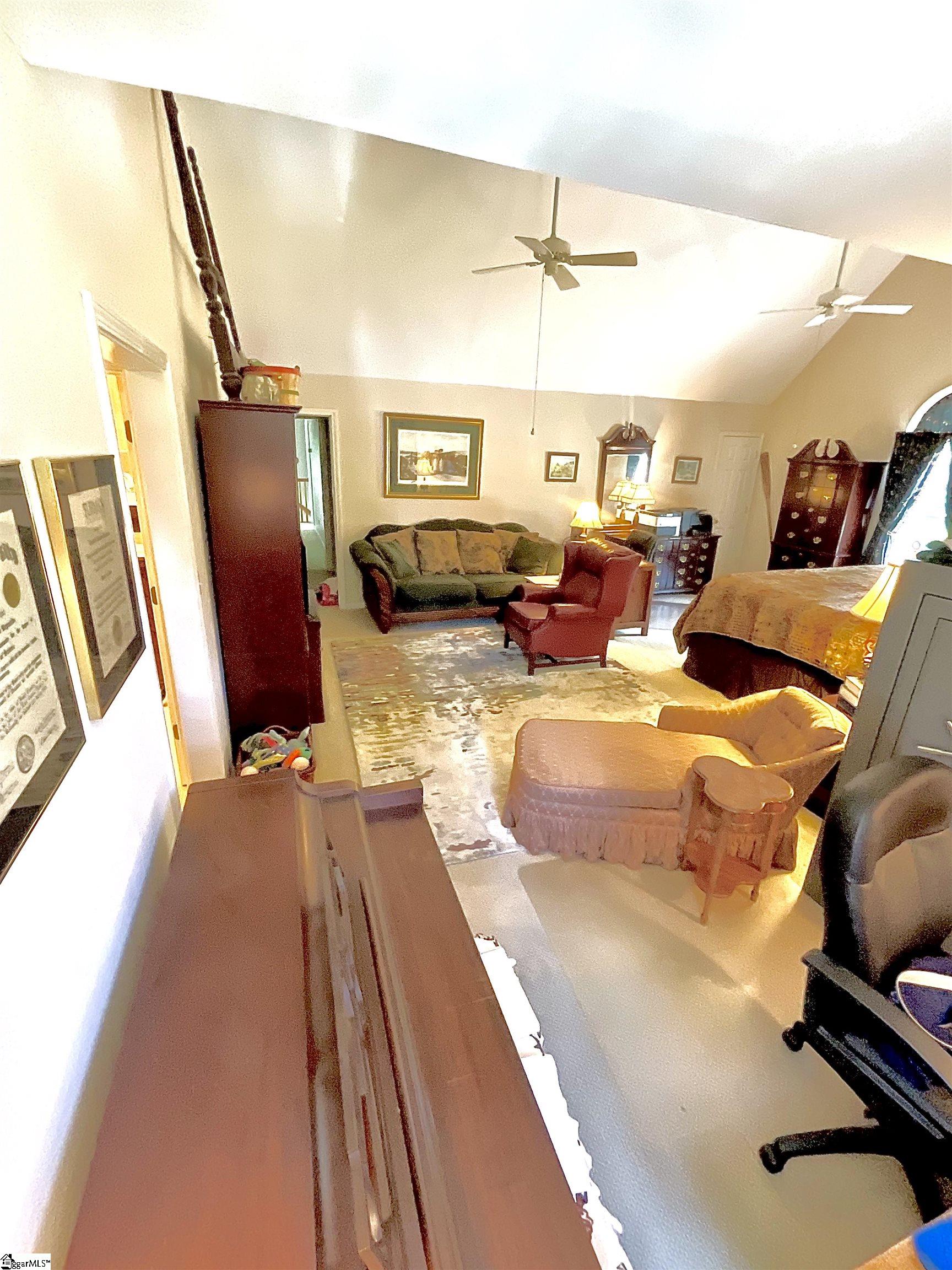 390 Blakely Avenue Property Photo 24