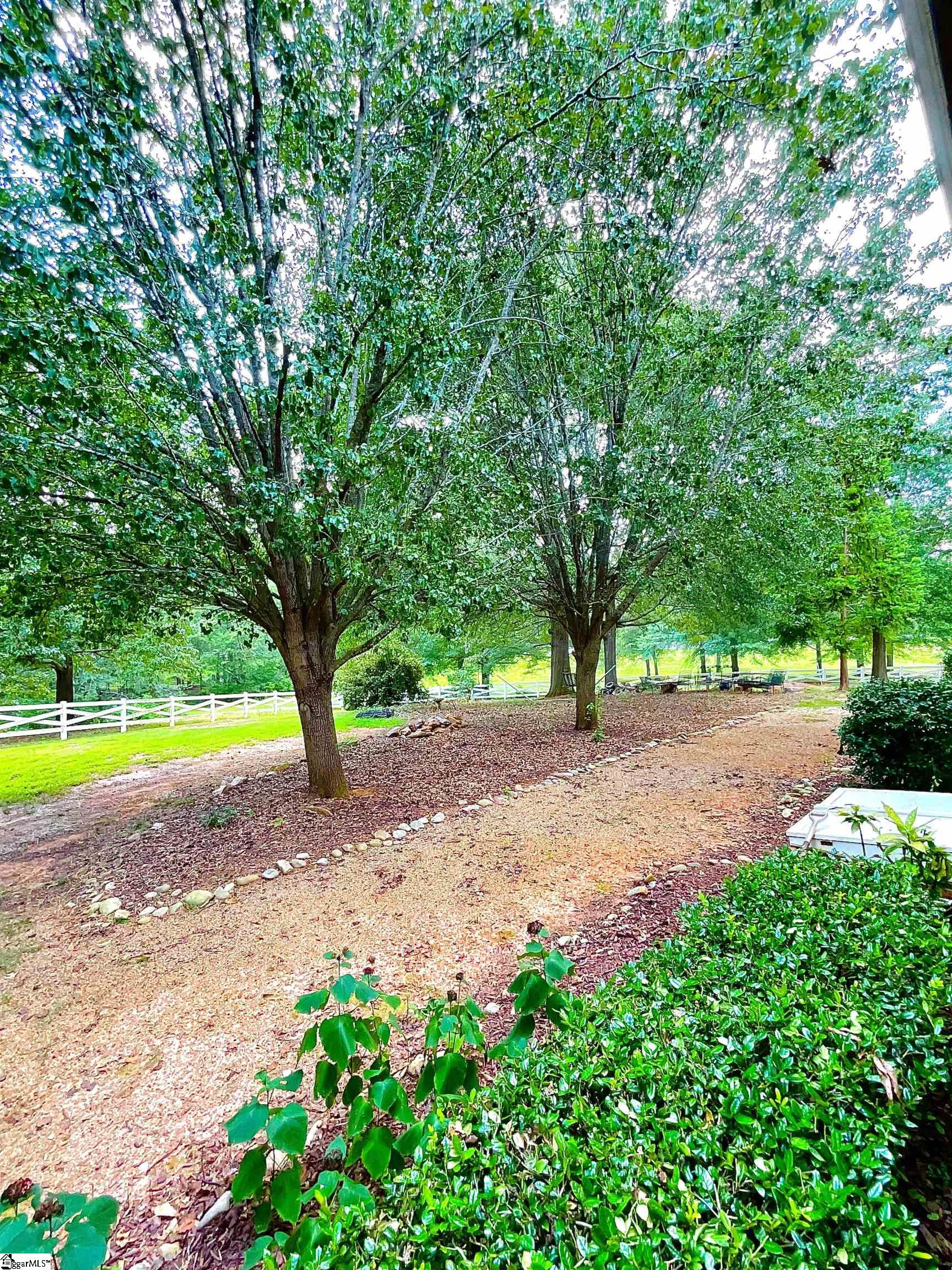 390 Blakely Avenue Property Photo 45