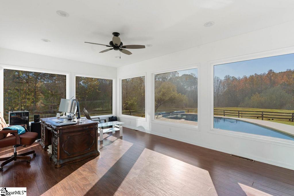 26 Fancy Lane Property Photo 31