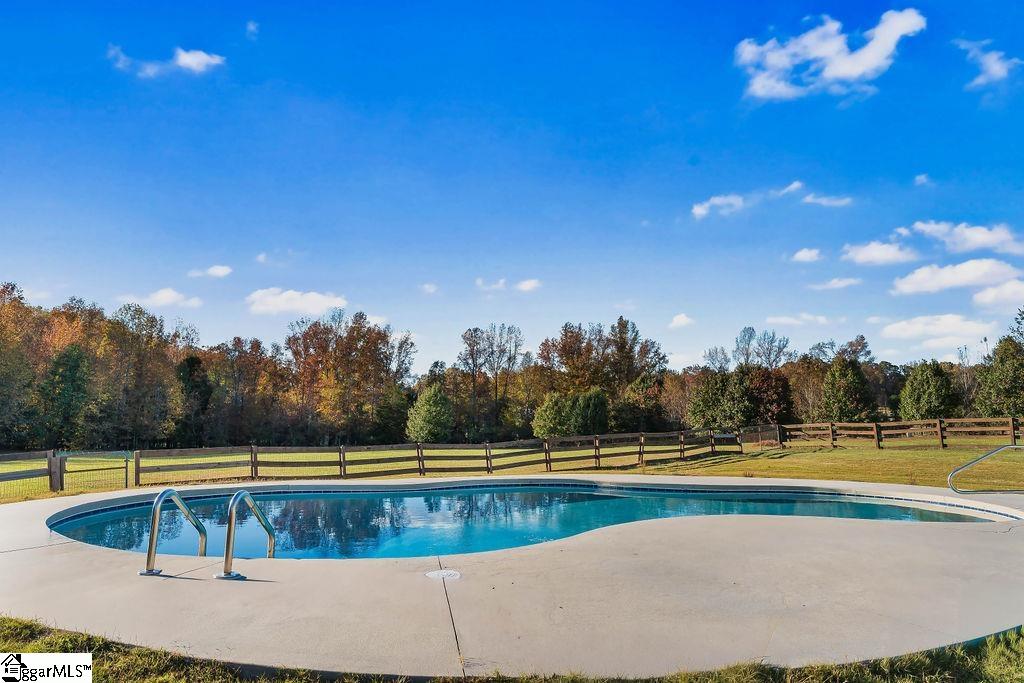 26 Fancy Lane Property Photo 38