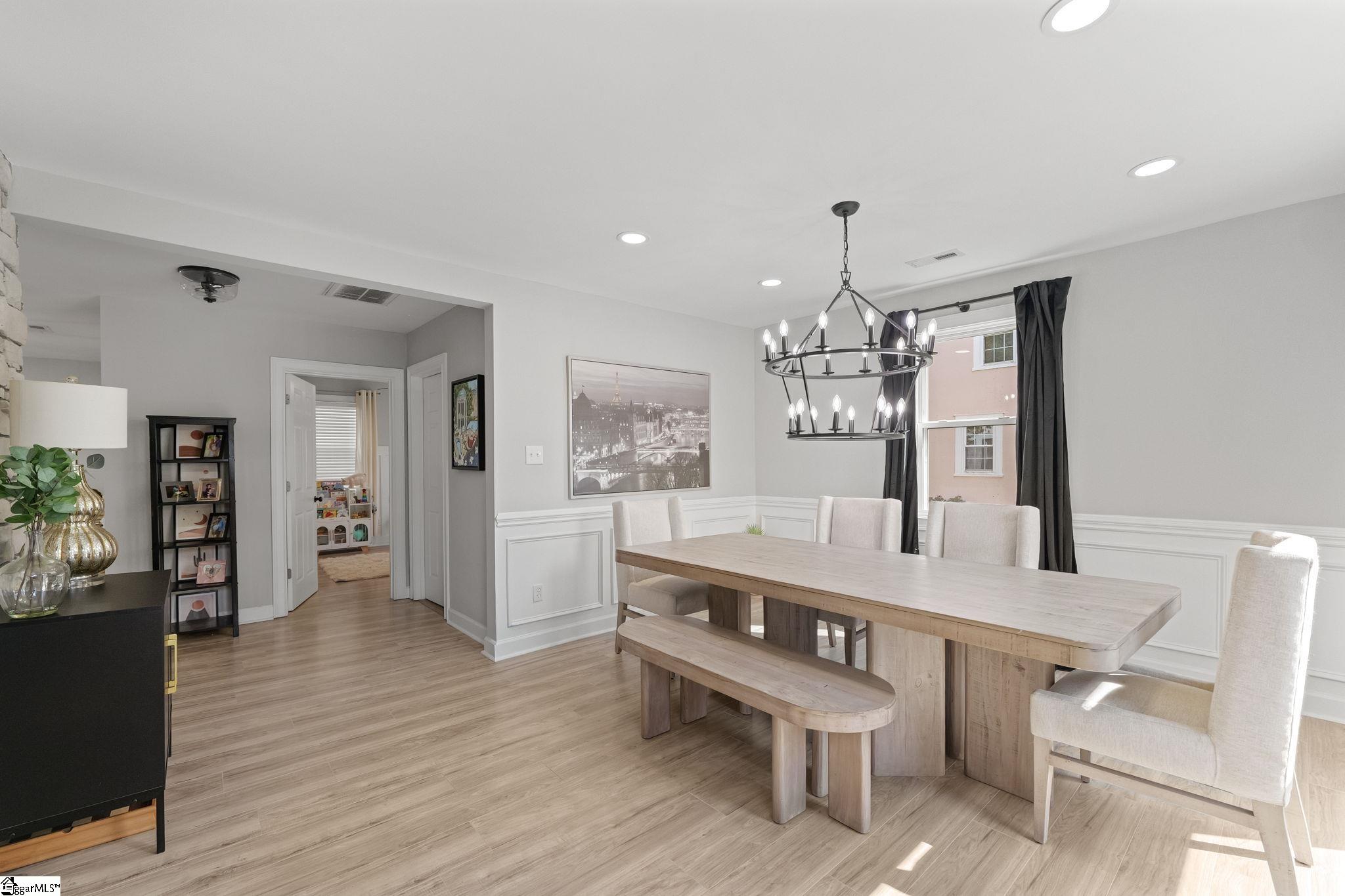 127 E Victoria Road Property Photo 18