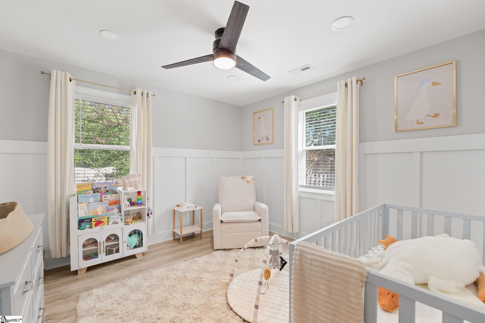 127 E Victoria Road Property Photo 29