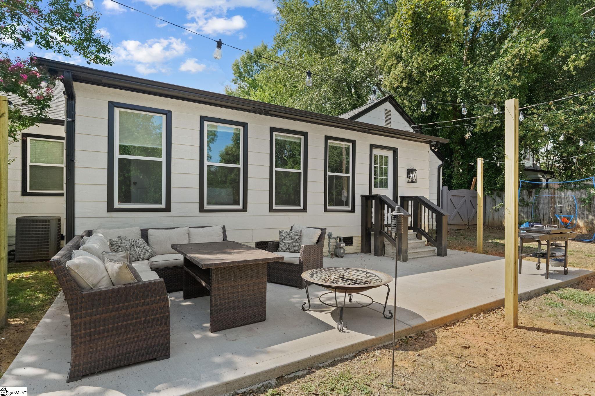 127 E Victoria Road Property Photo 34