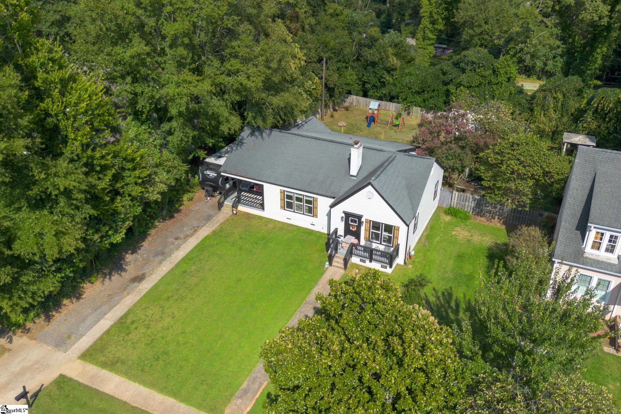 127 E Victoria Road Property Photo 35