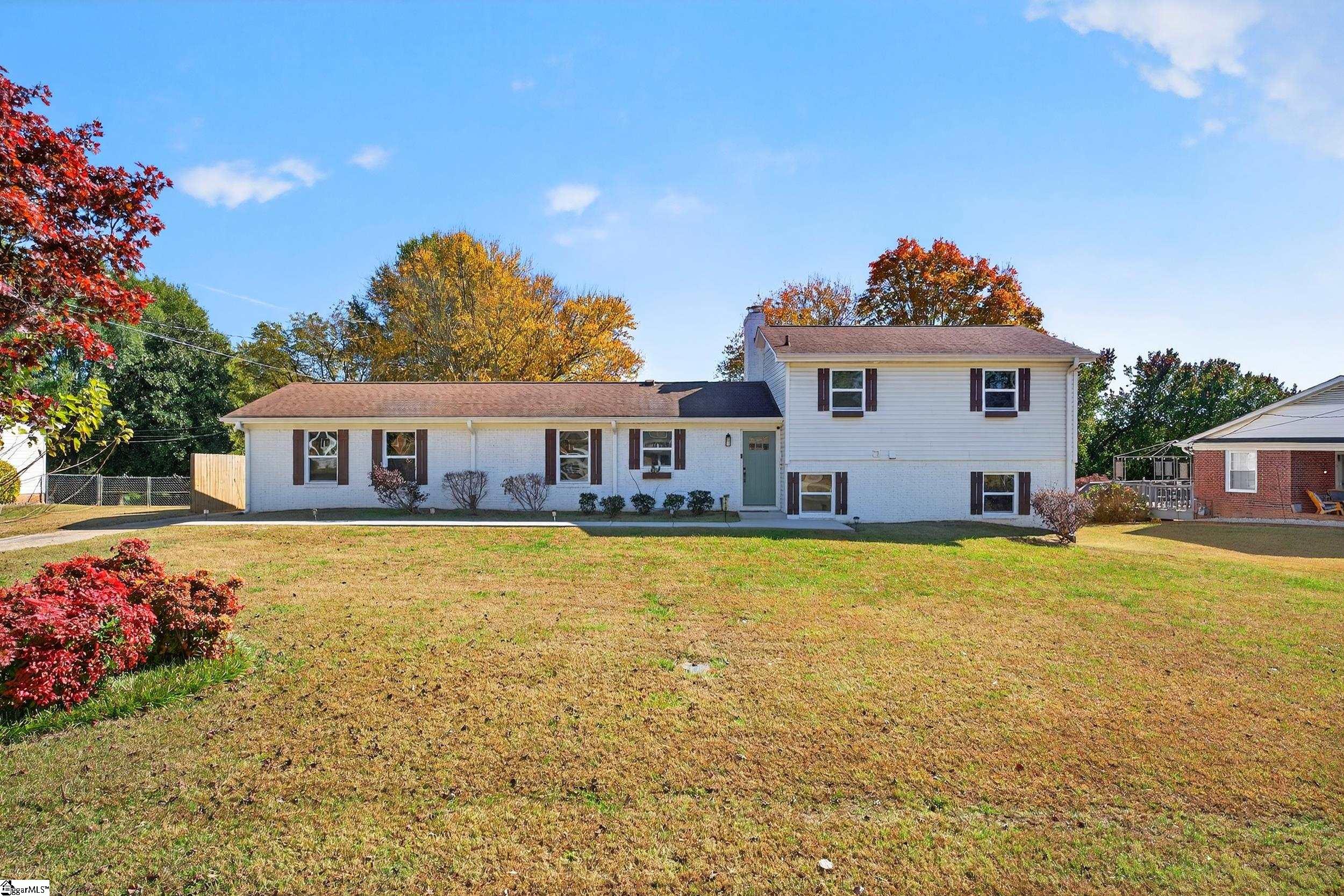 519 Longview Terrace Property Photo 1