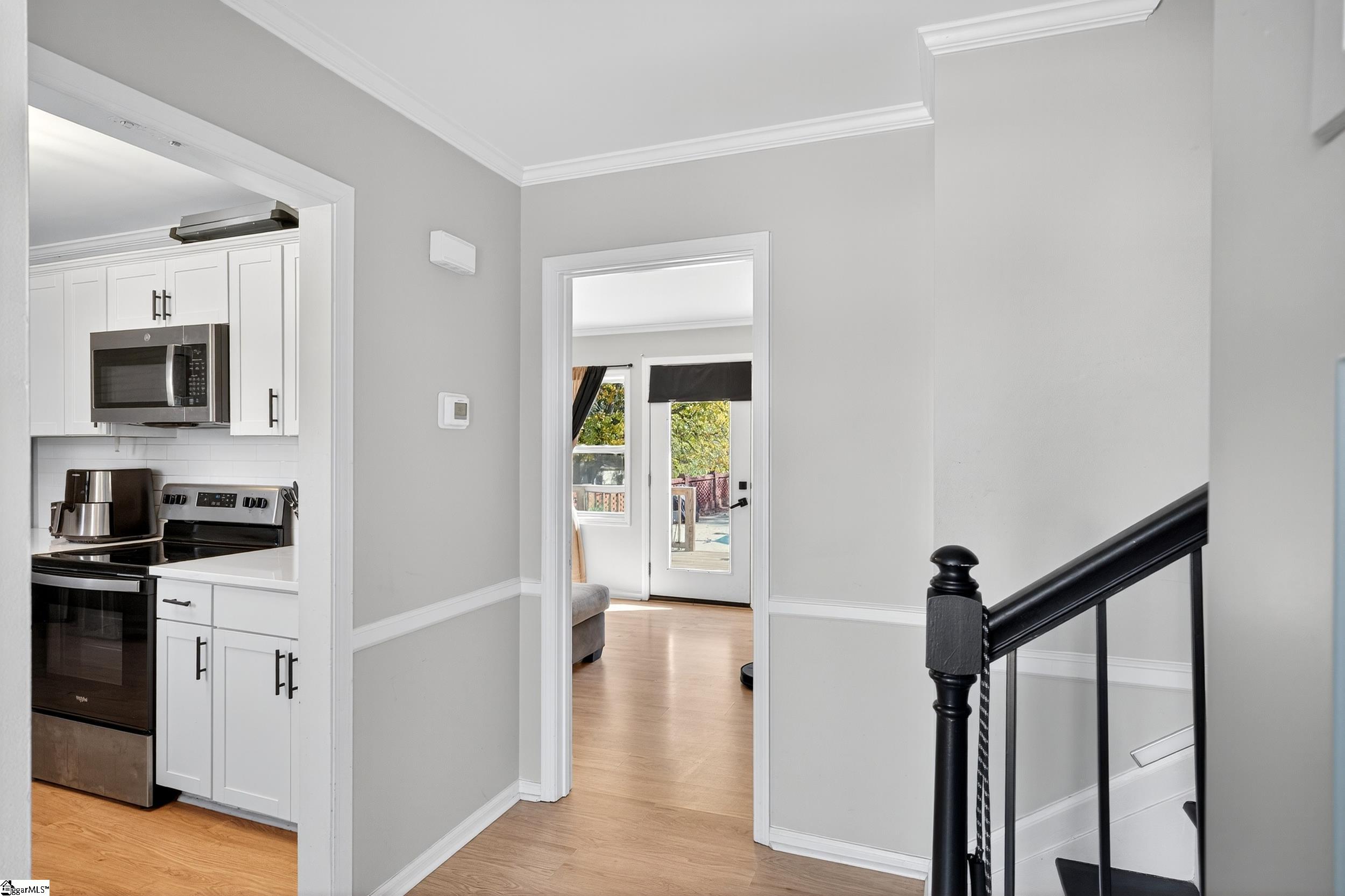 519 Longview Terrace Property Photo 7