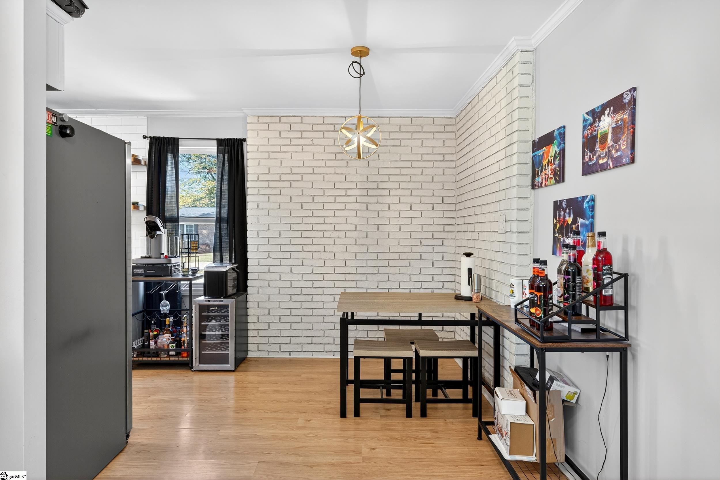 519 Longview Terrace Property Photo 11