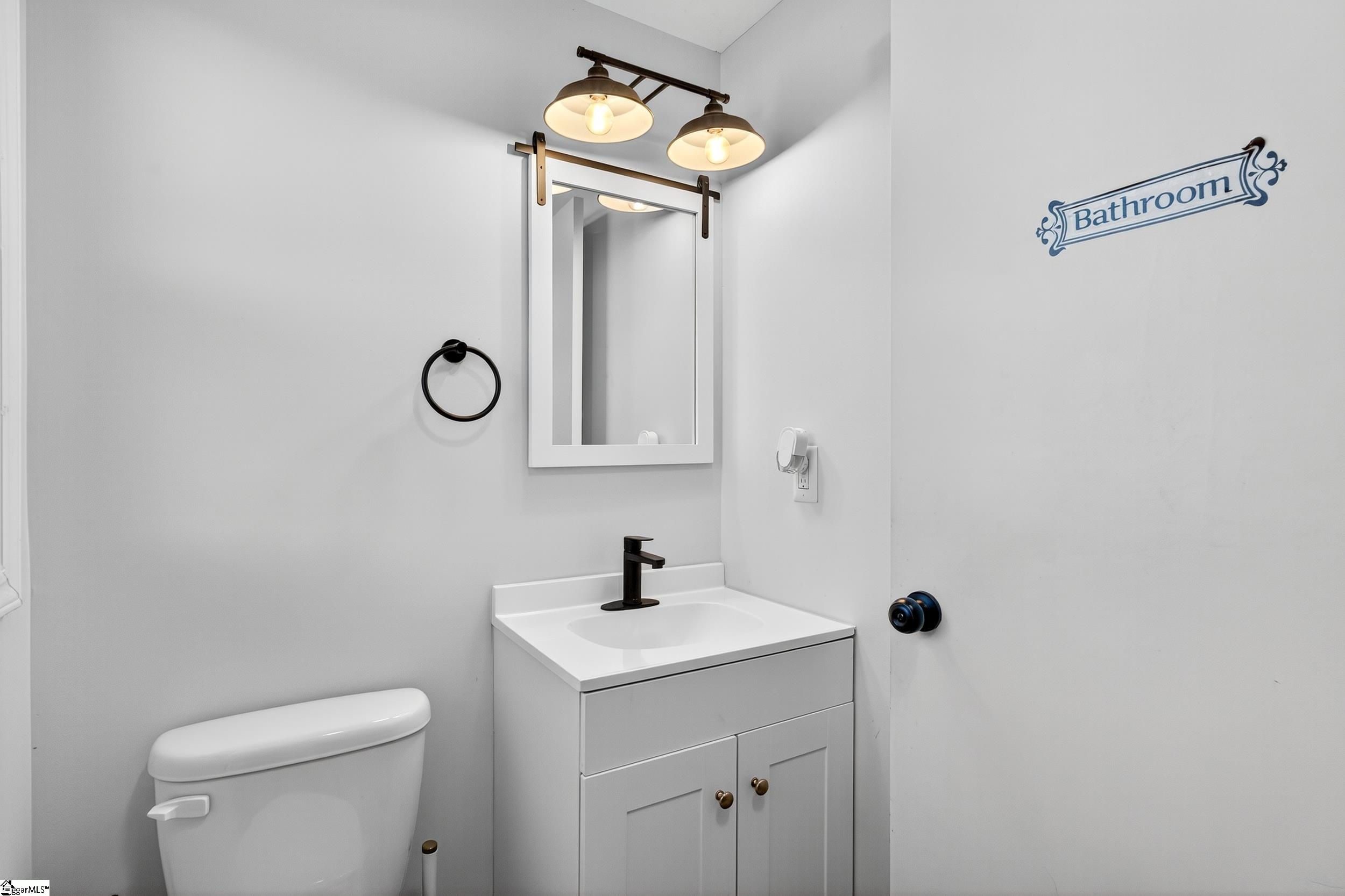 519 Longview Terrace Property Photo 22