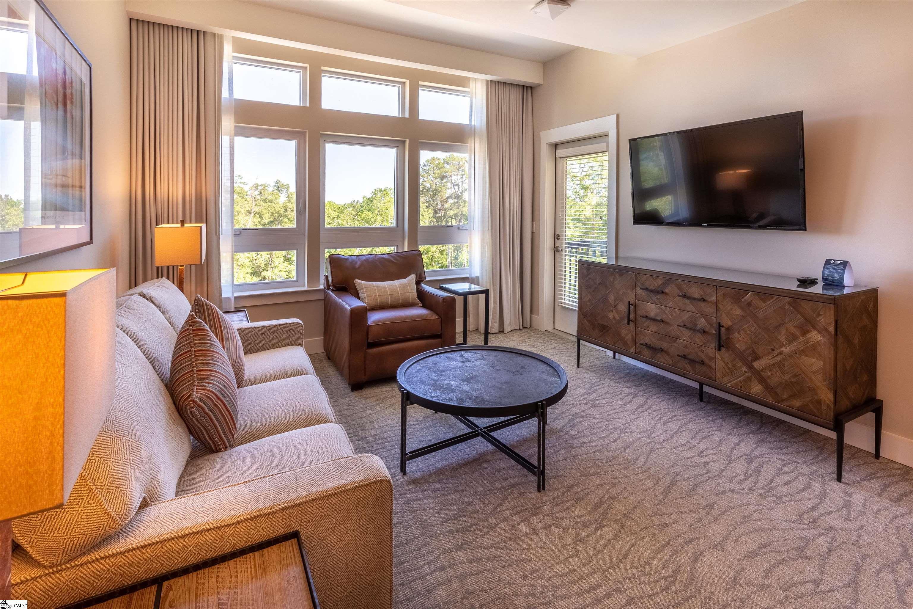 13500 Clemson Boulevard Property Photo 4