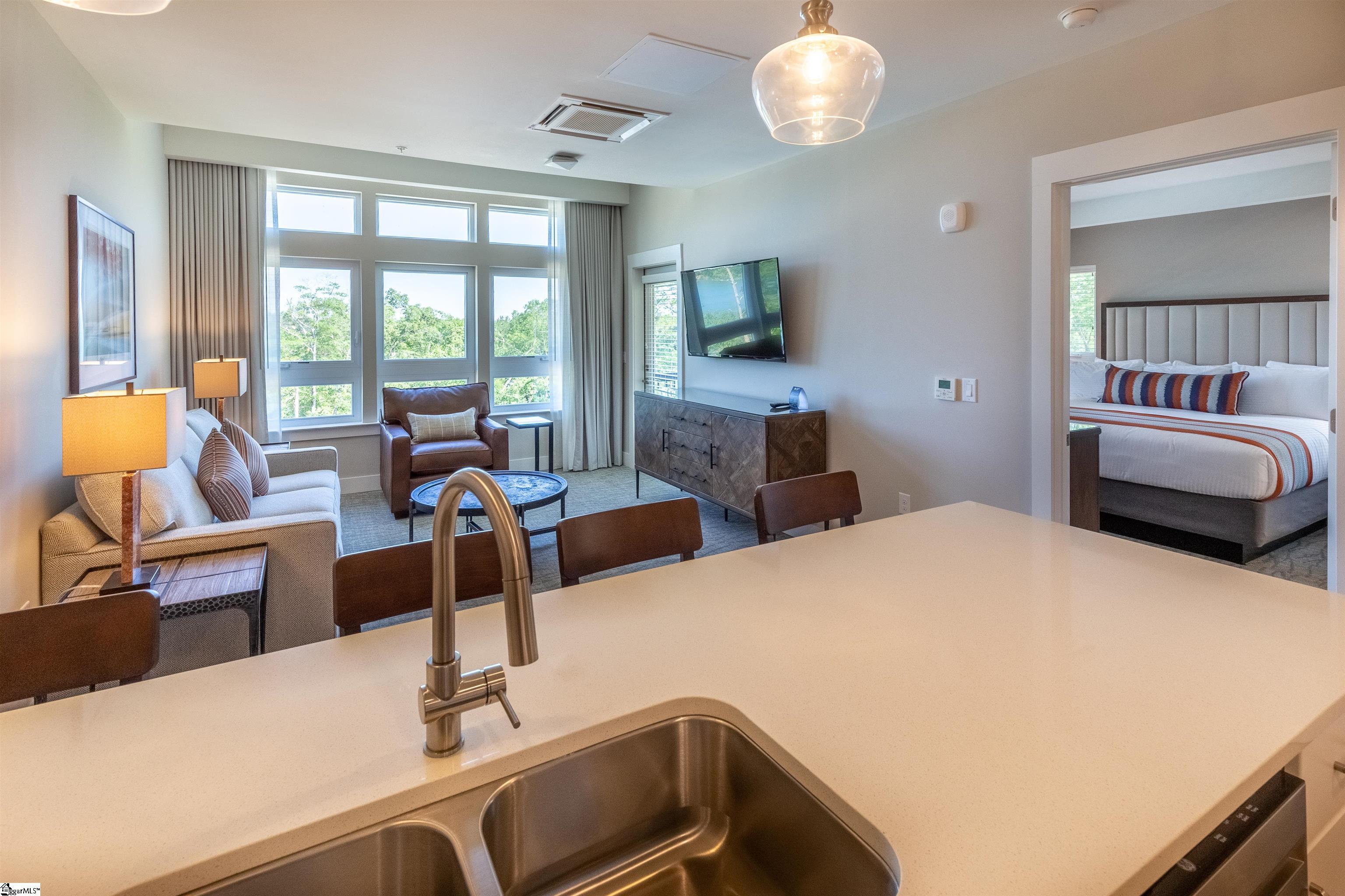 13500 Clemson Boulevard Property Photo 6