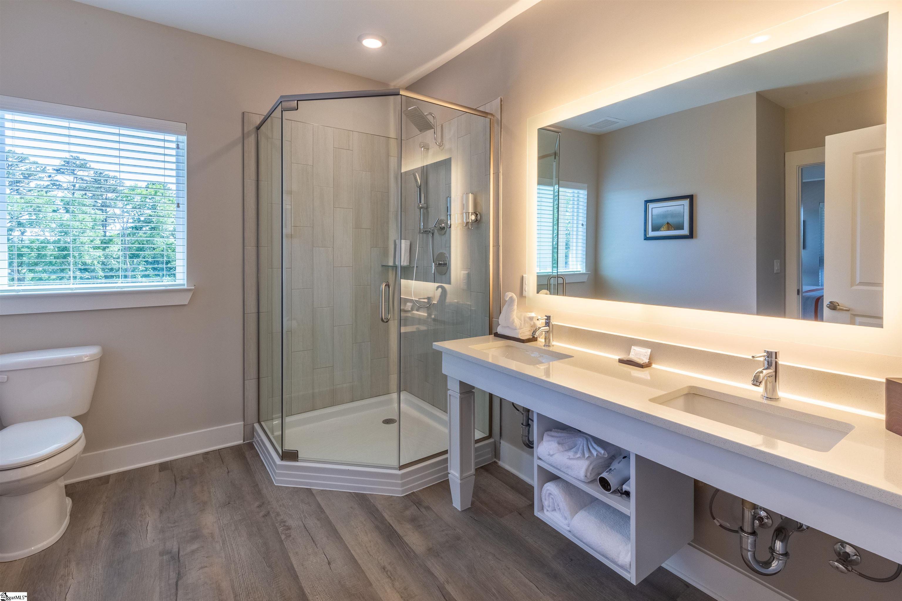 13500 Clemson Boulevard Property Photo 11