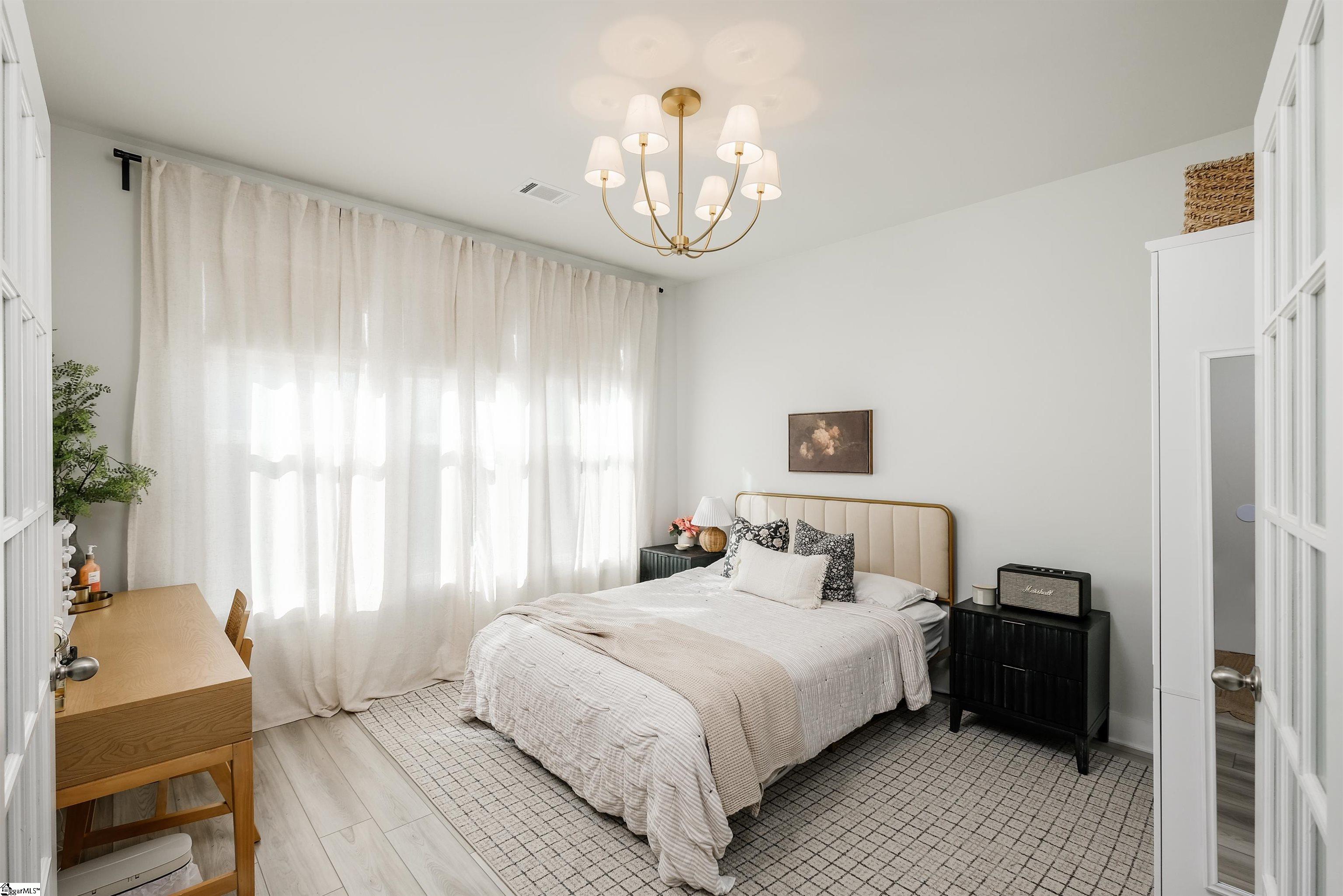 561 Fenwick Drive Property Photo 15