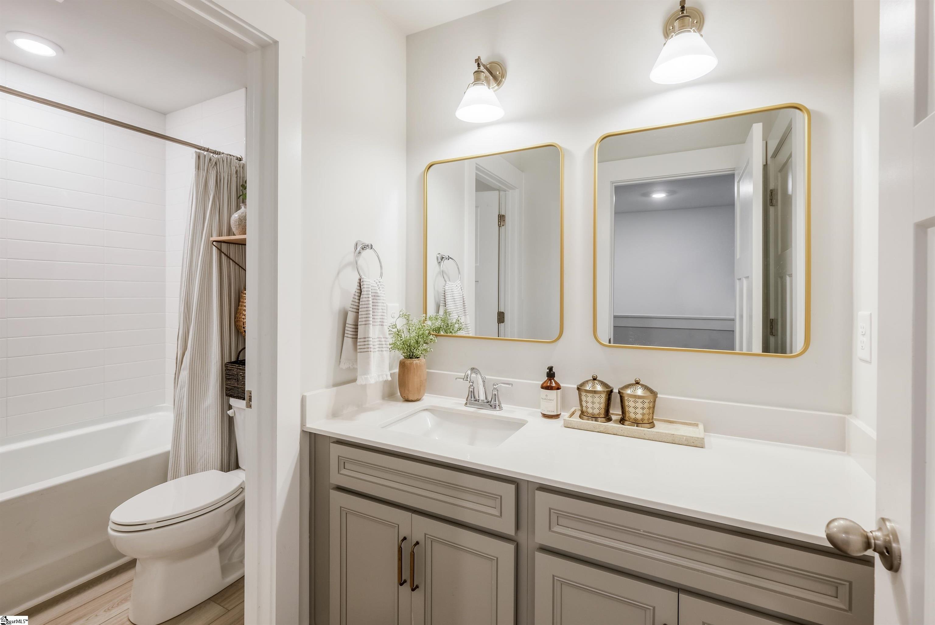 561 Fenwick Drive Property Photo 26