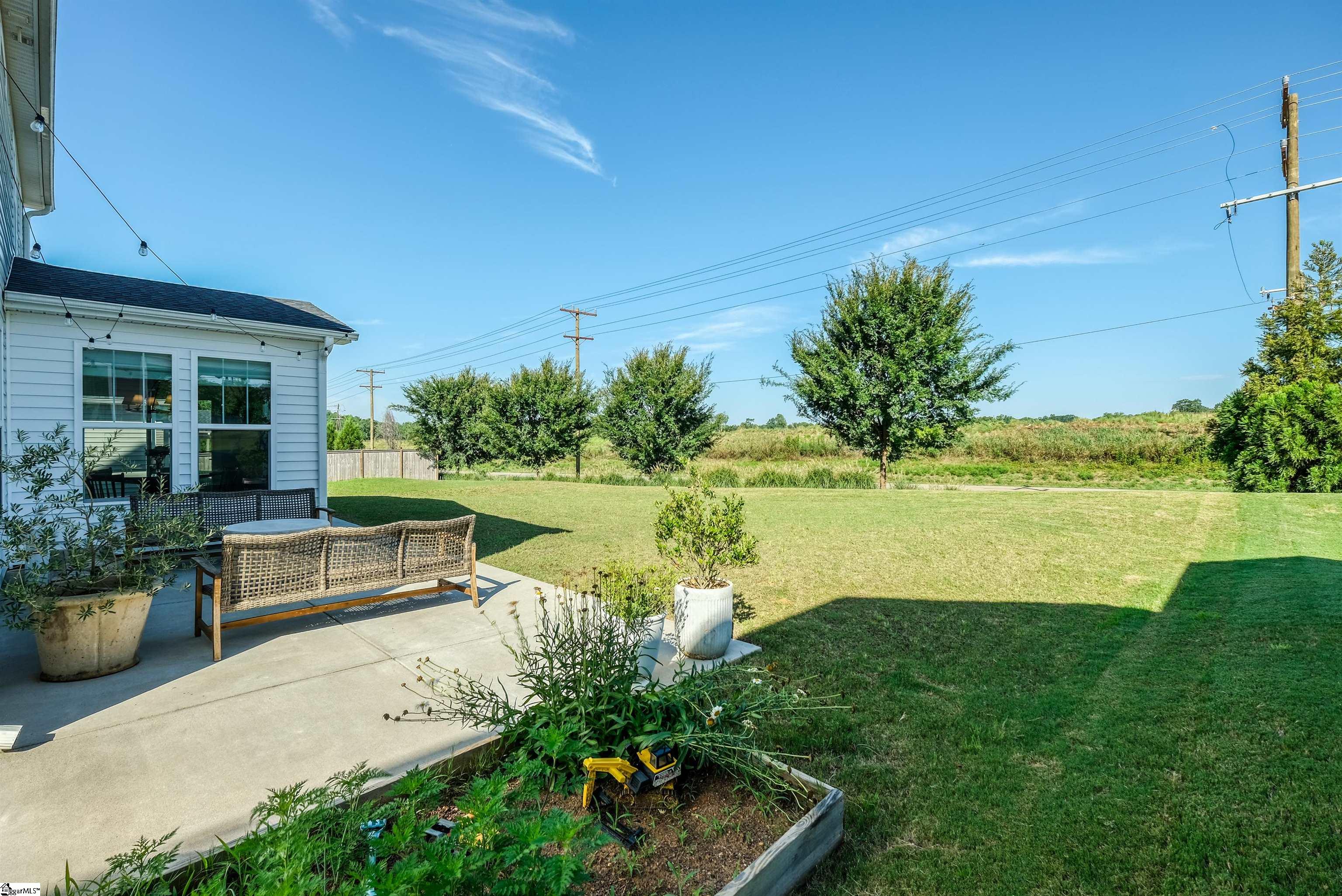 561 Fenwick Drive Property Photo 30