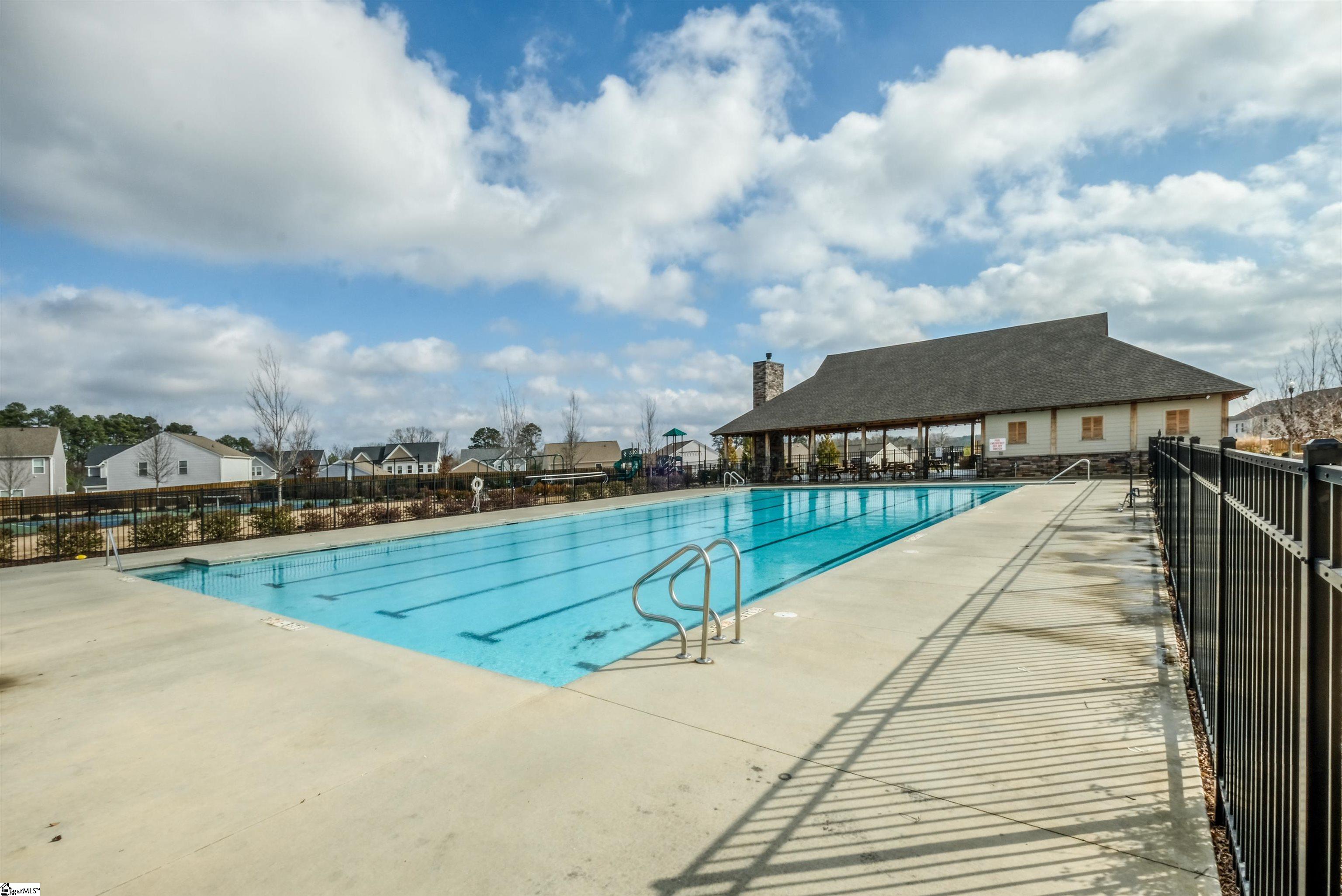 561 Fenwick Drive Property Photo 35