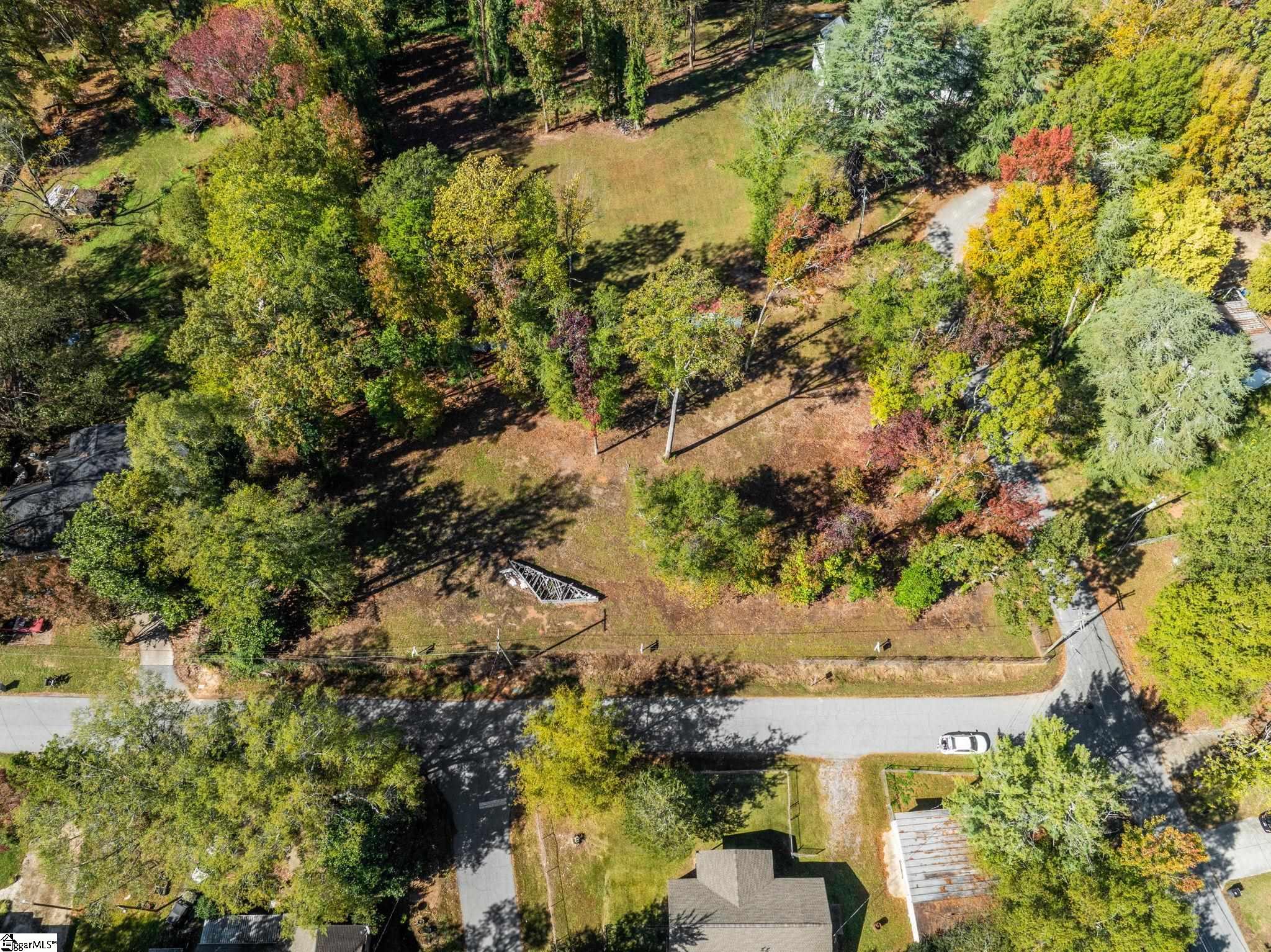 100 Nature Trail Property Photo 1