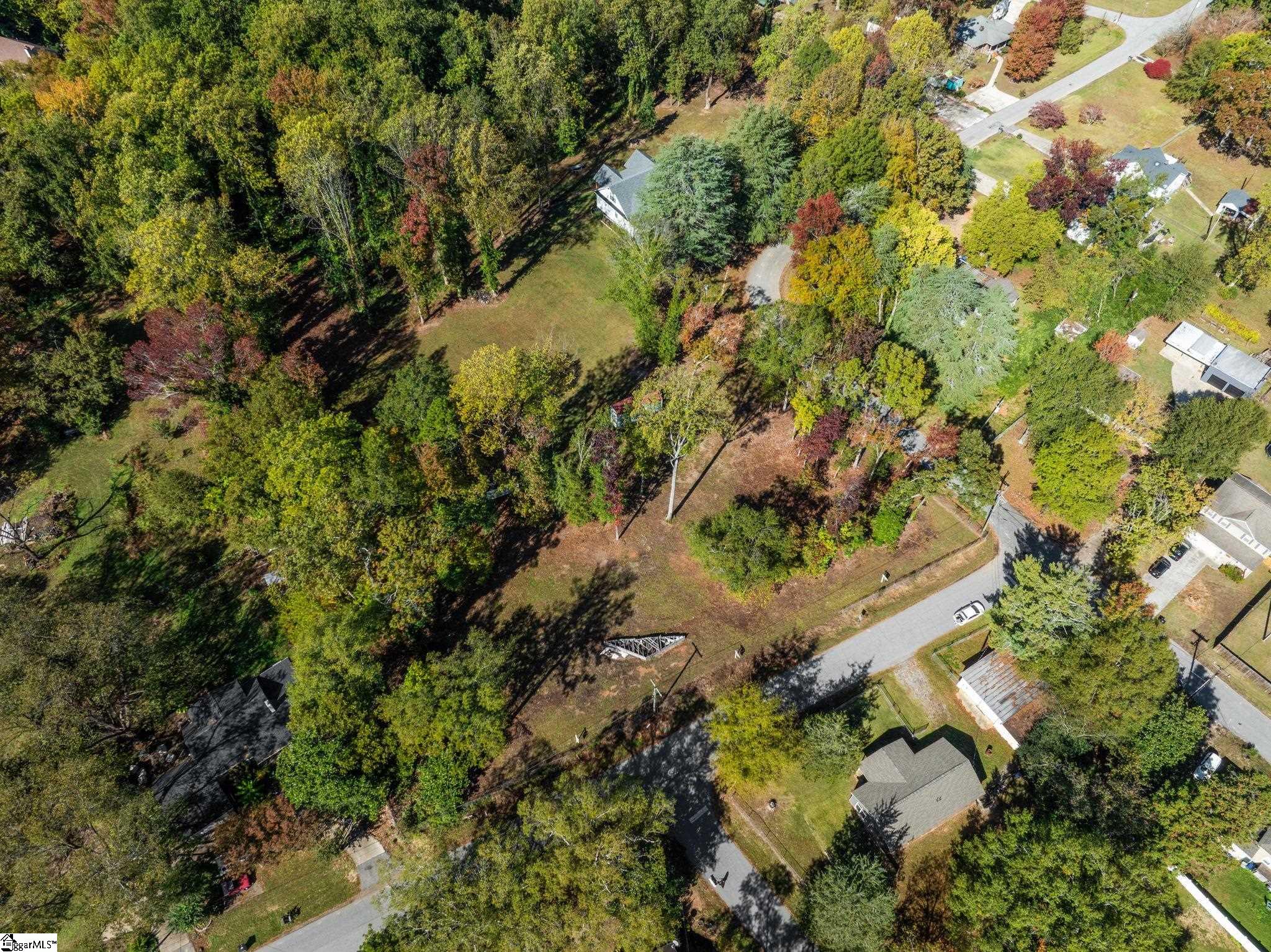 100 Nature Trail Property Photo 6