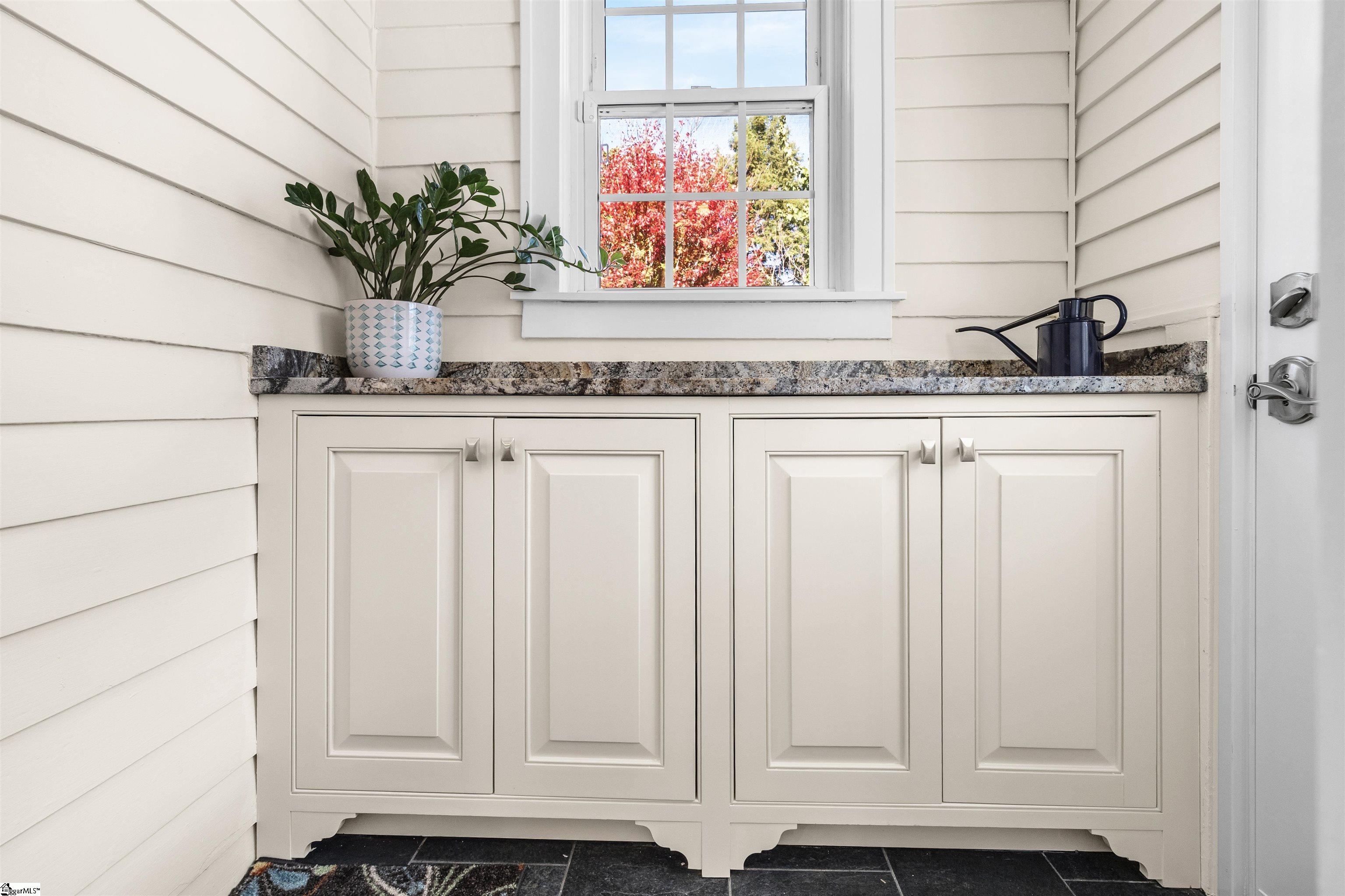 17 Garraux Street Property Photo 21