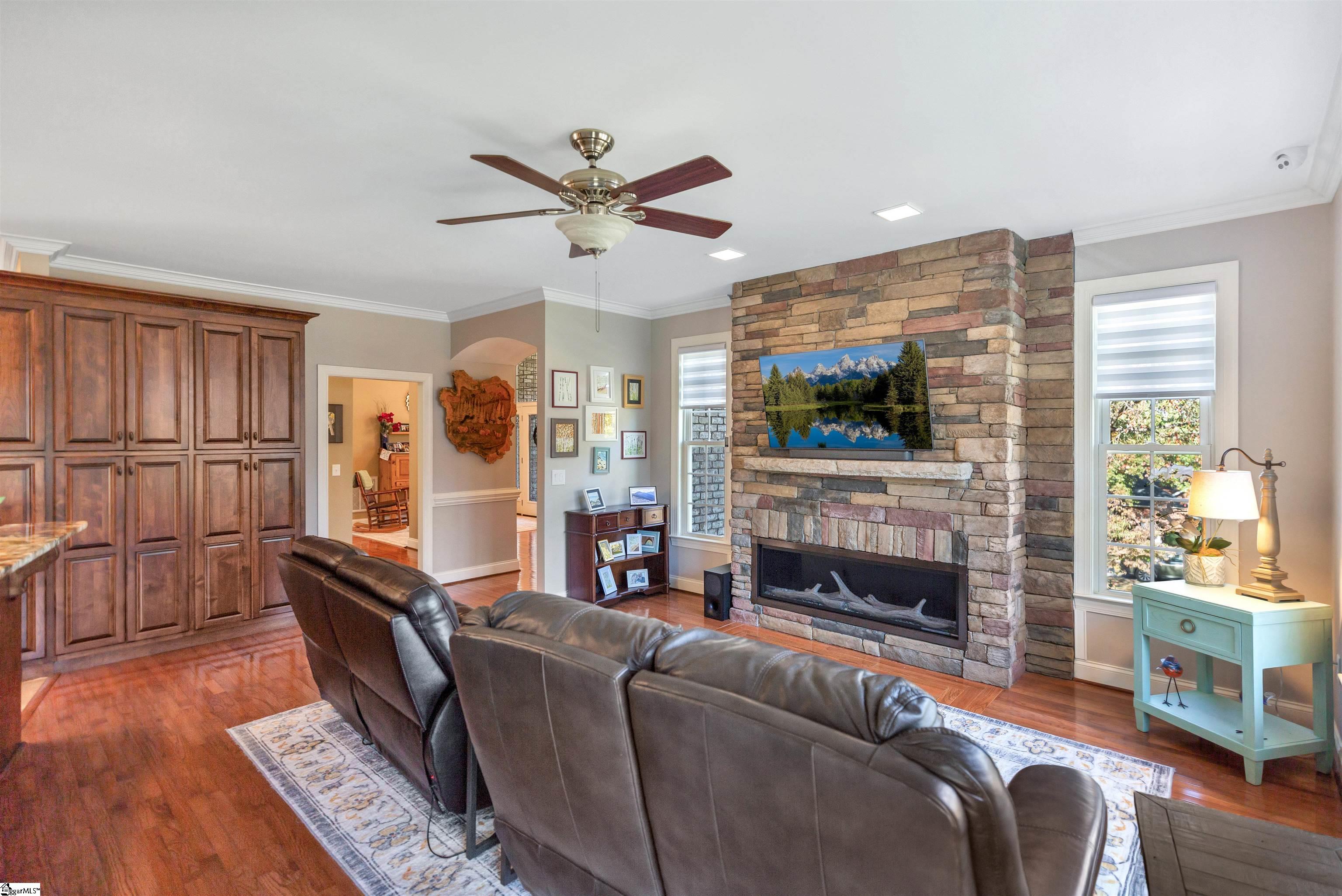 115 Engram Lane Property Photo 11