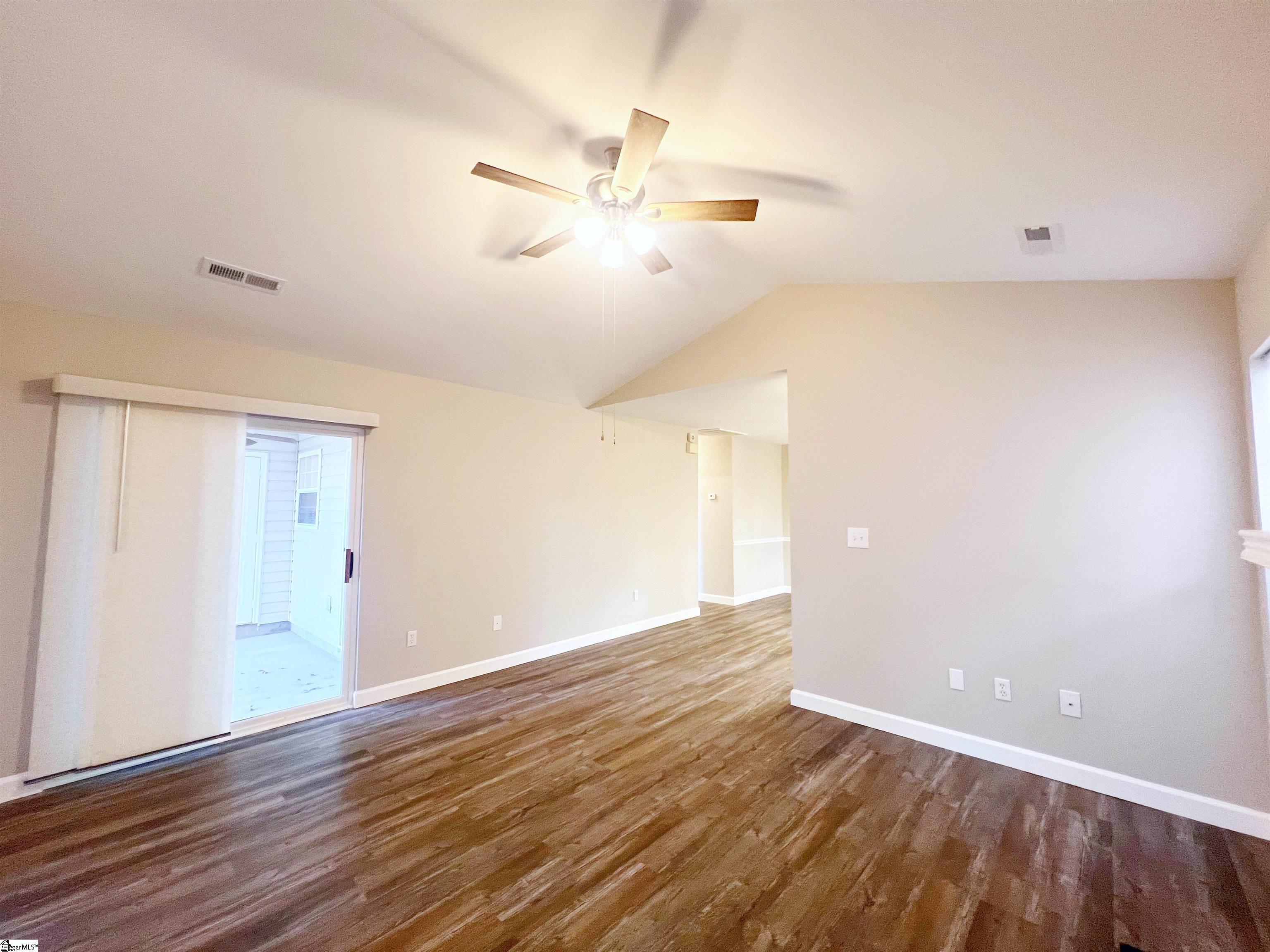 7 Bailess Court Property Photo 4