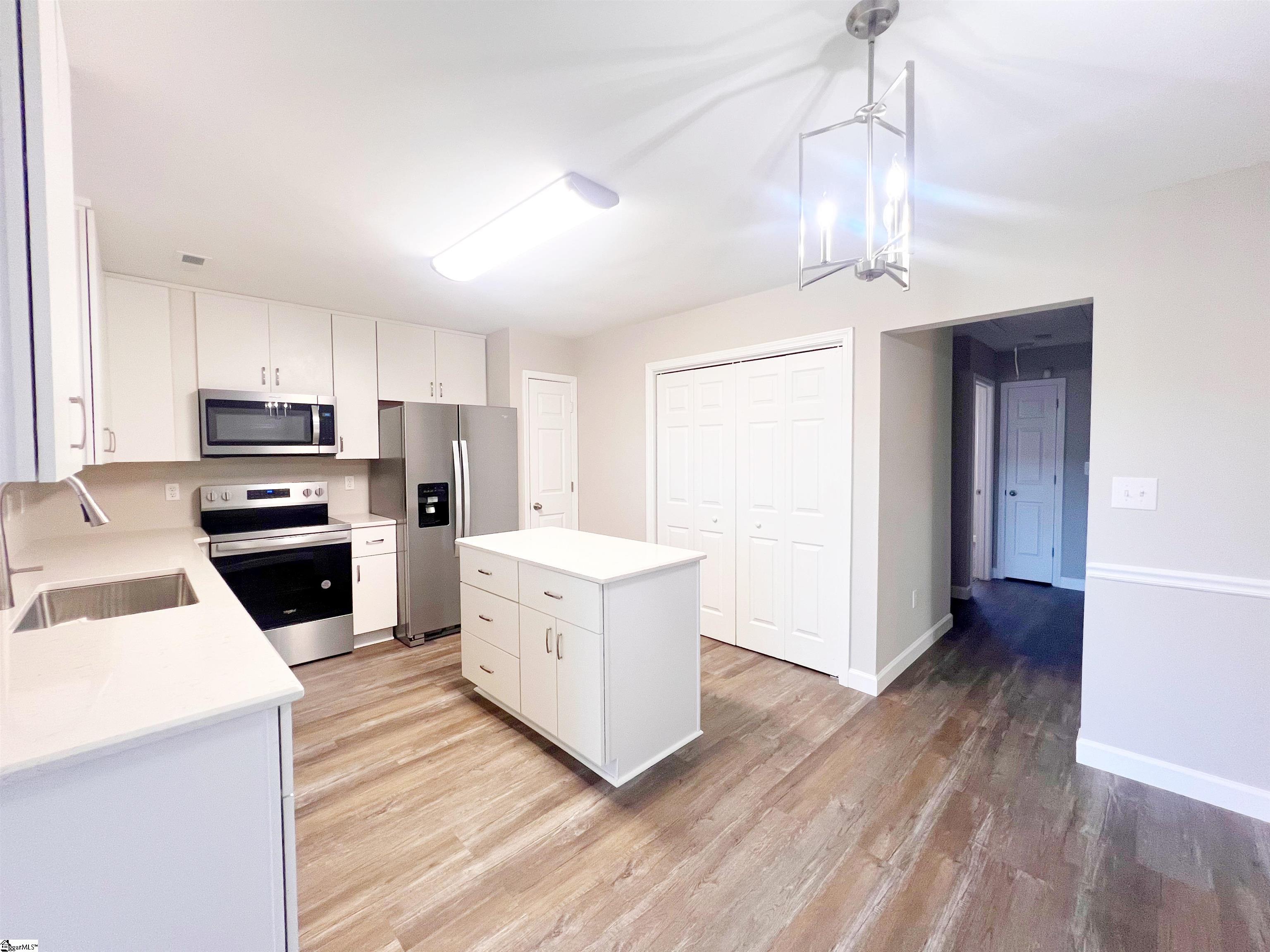 7 Bailess Court Property Photo 6