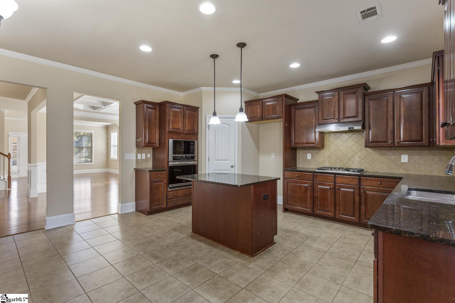 1005 Winmar Drive Property Photo 7