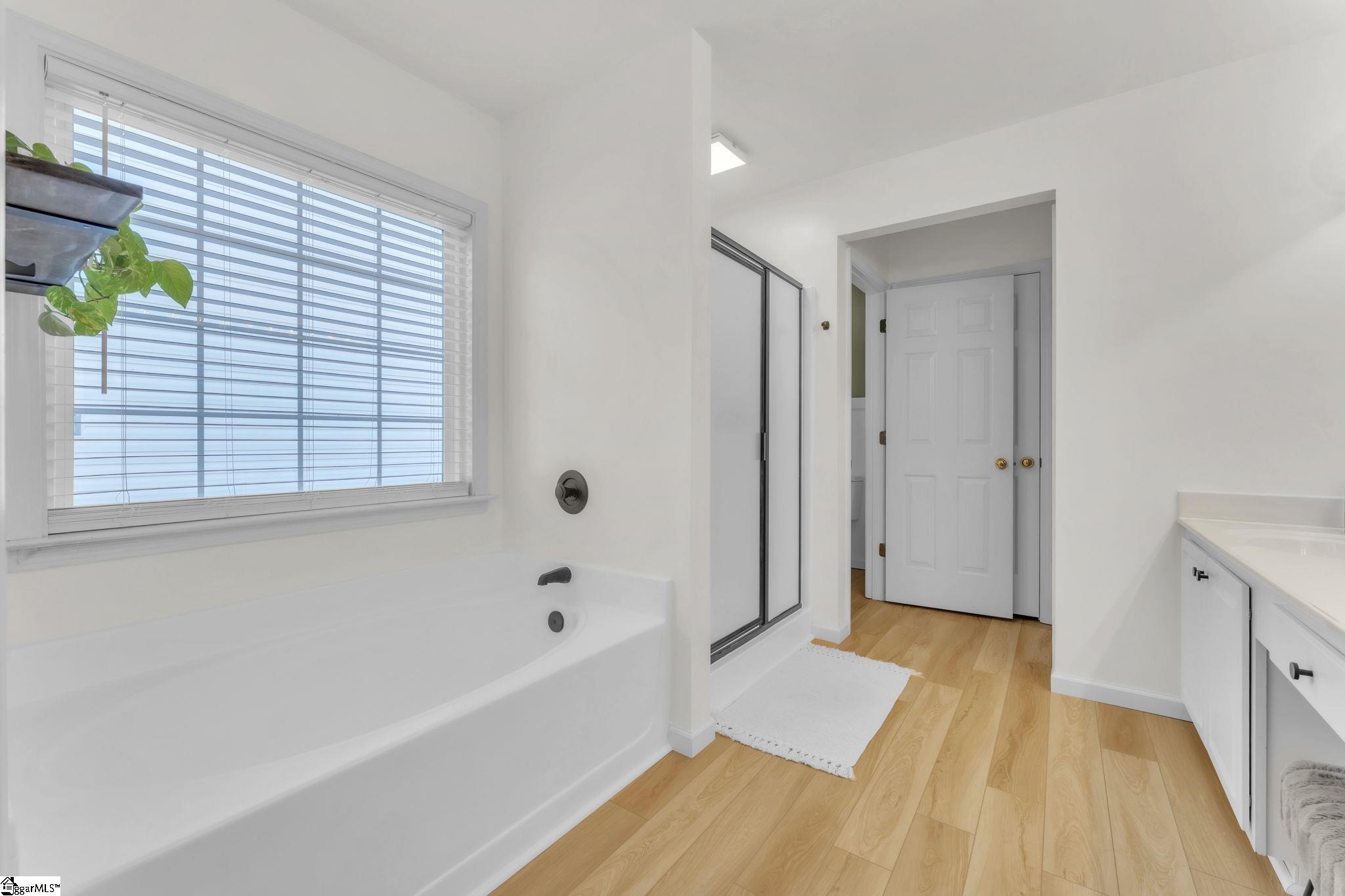 516 Collingsworth Lane Property Photo 23