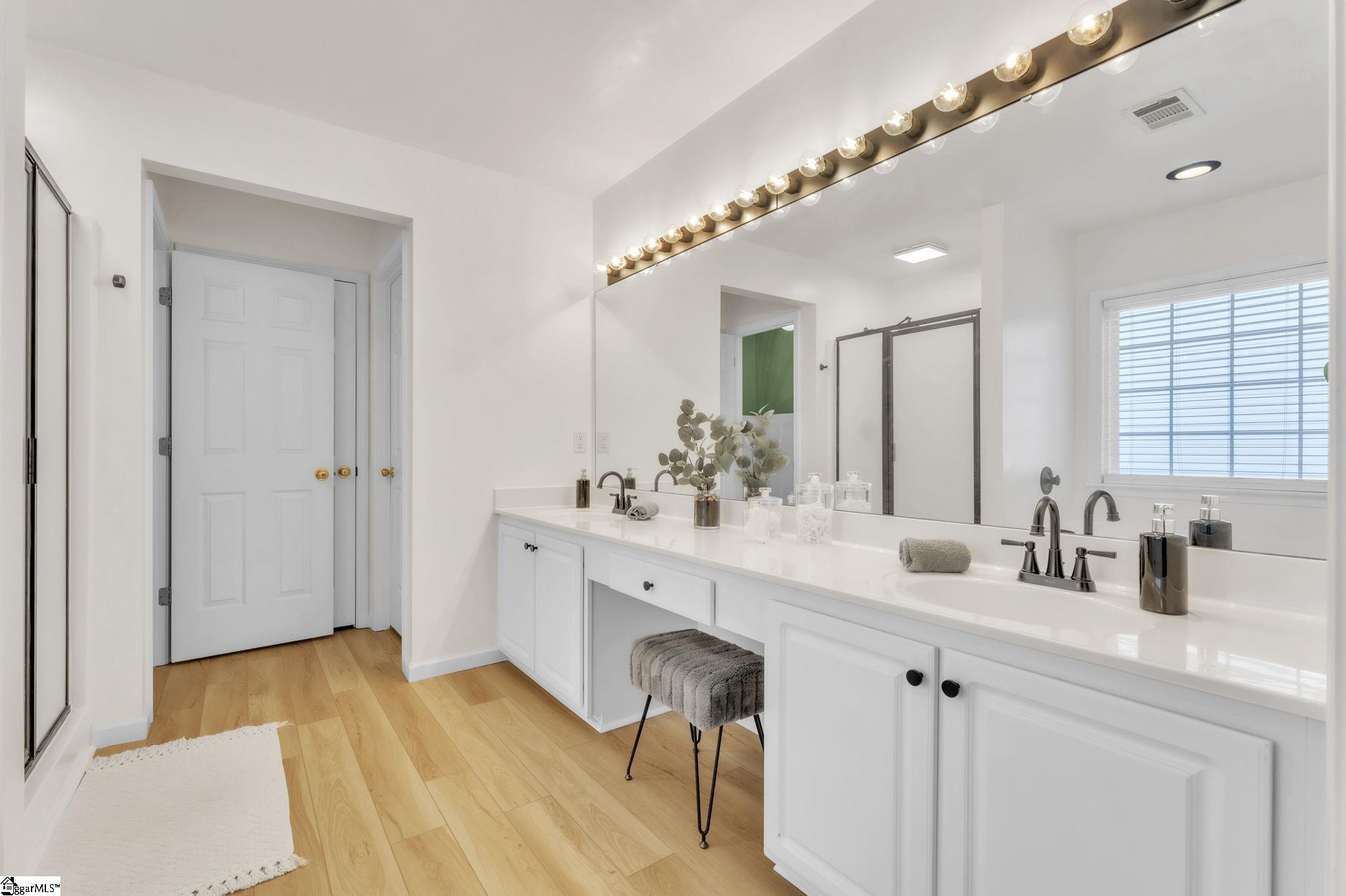 516 Collingsworth Lane Property Photo 24