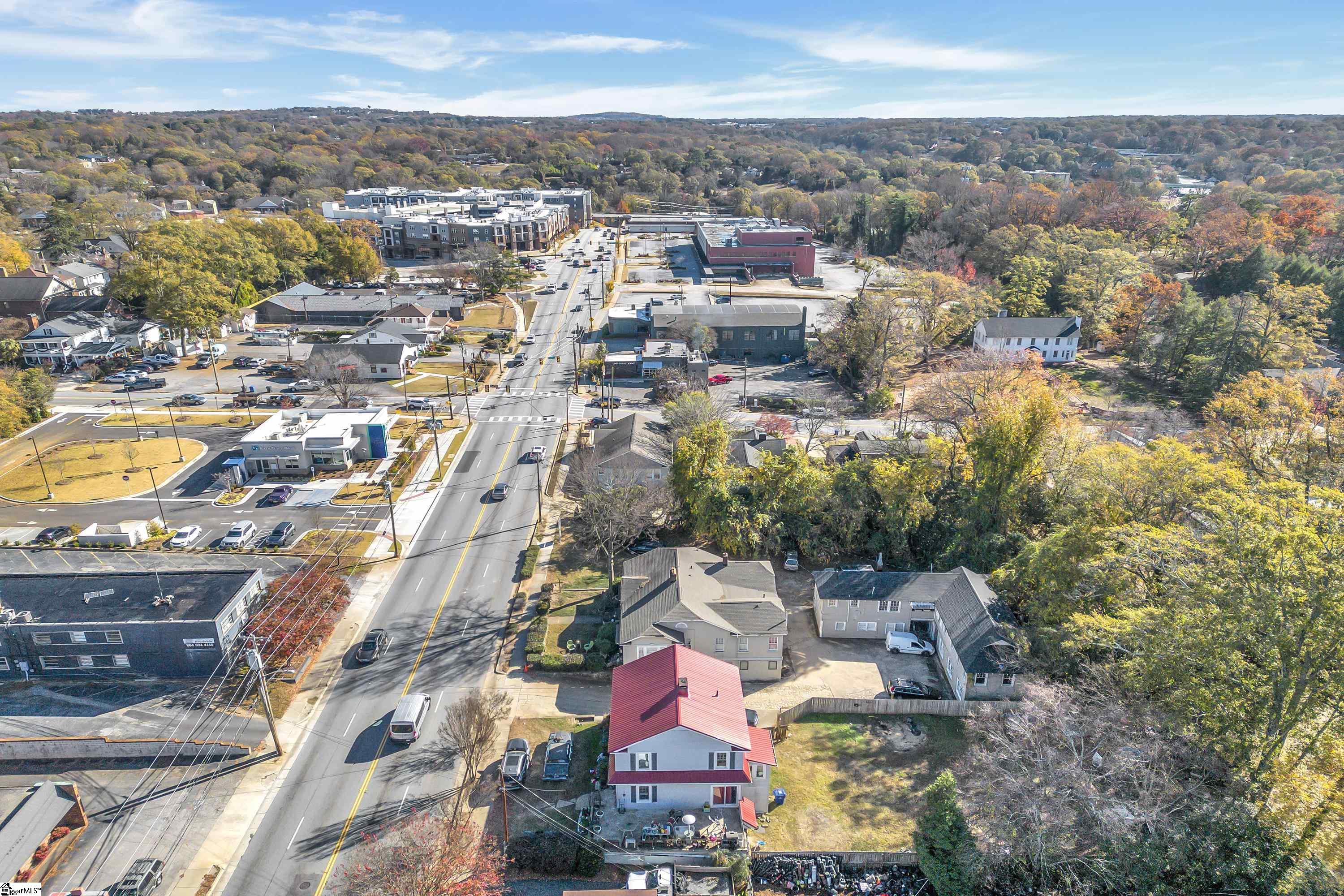 206 E Stone Avenue Property Photo 6