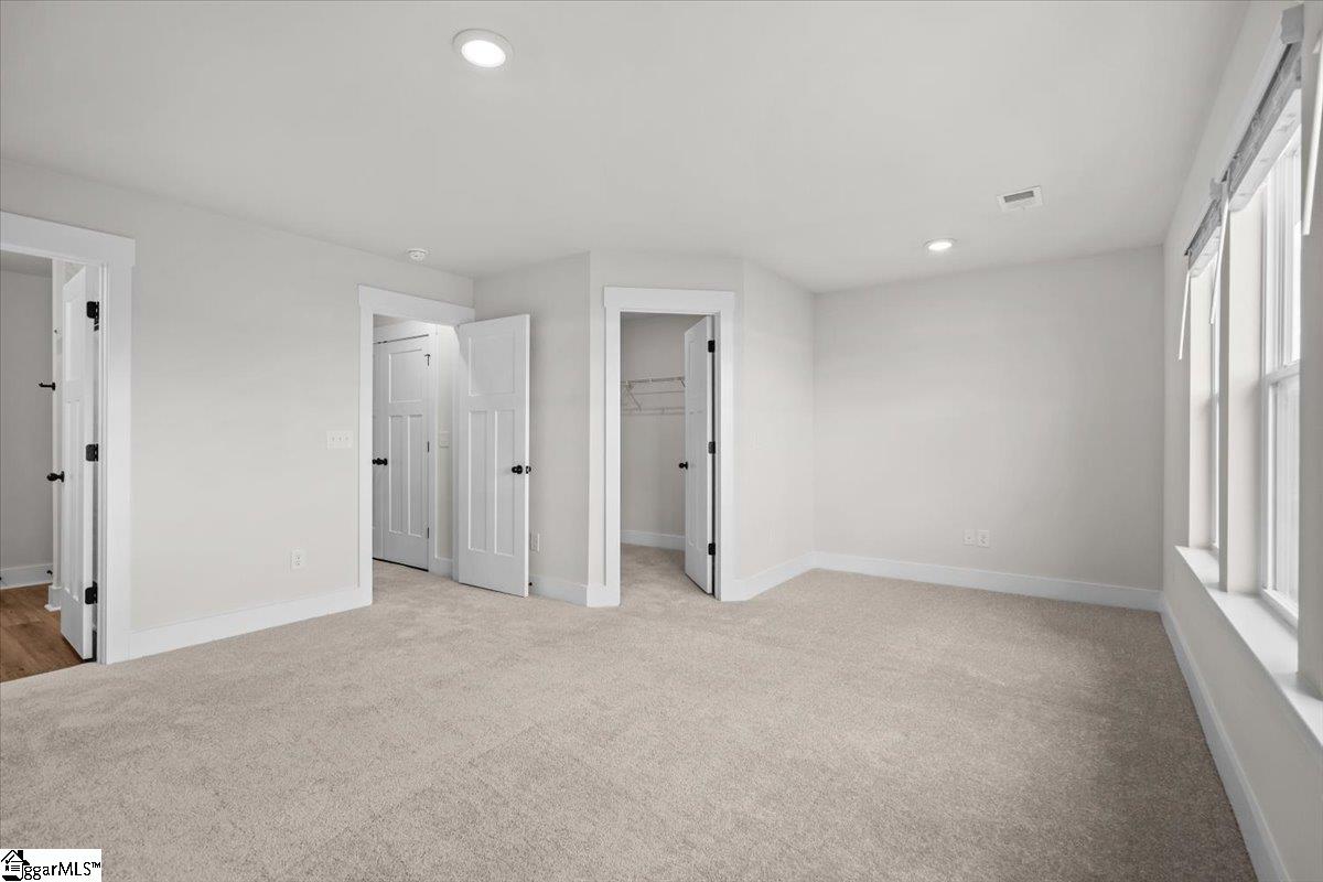 204 Cali Way Property Photo 14