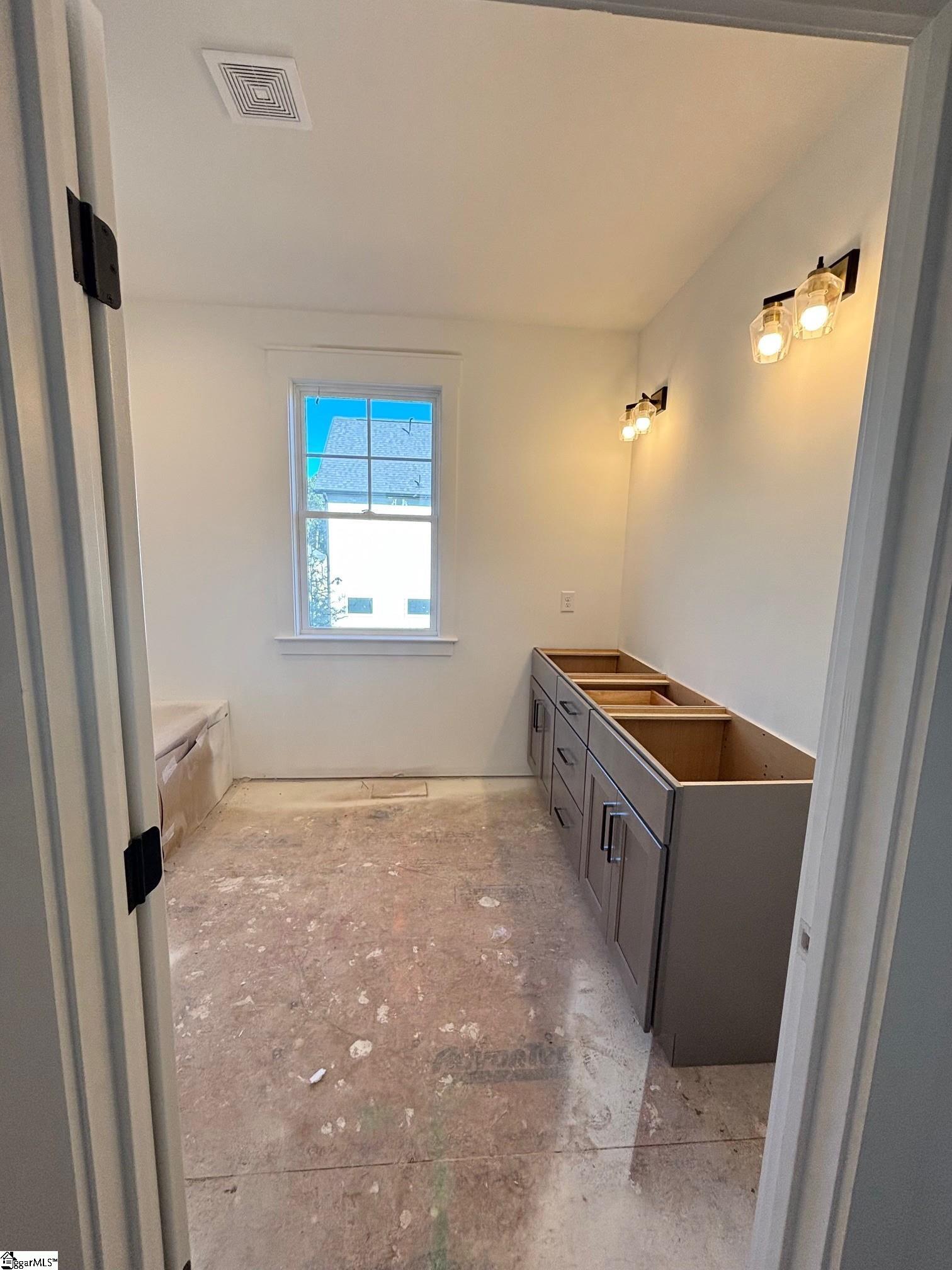 3004 English Cottage Way Property Photo 12