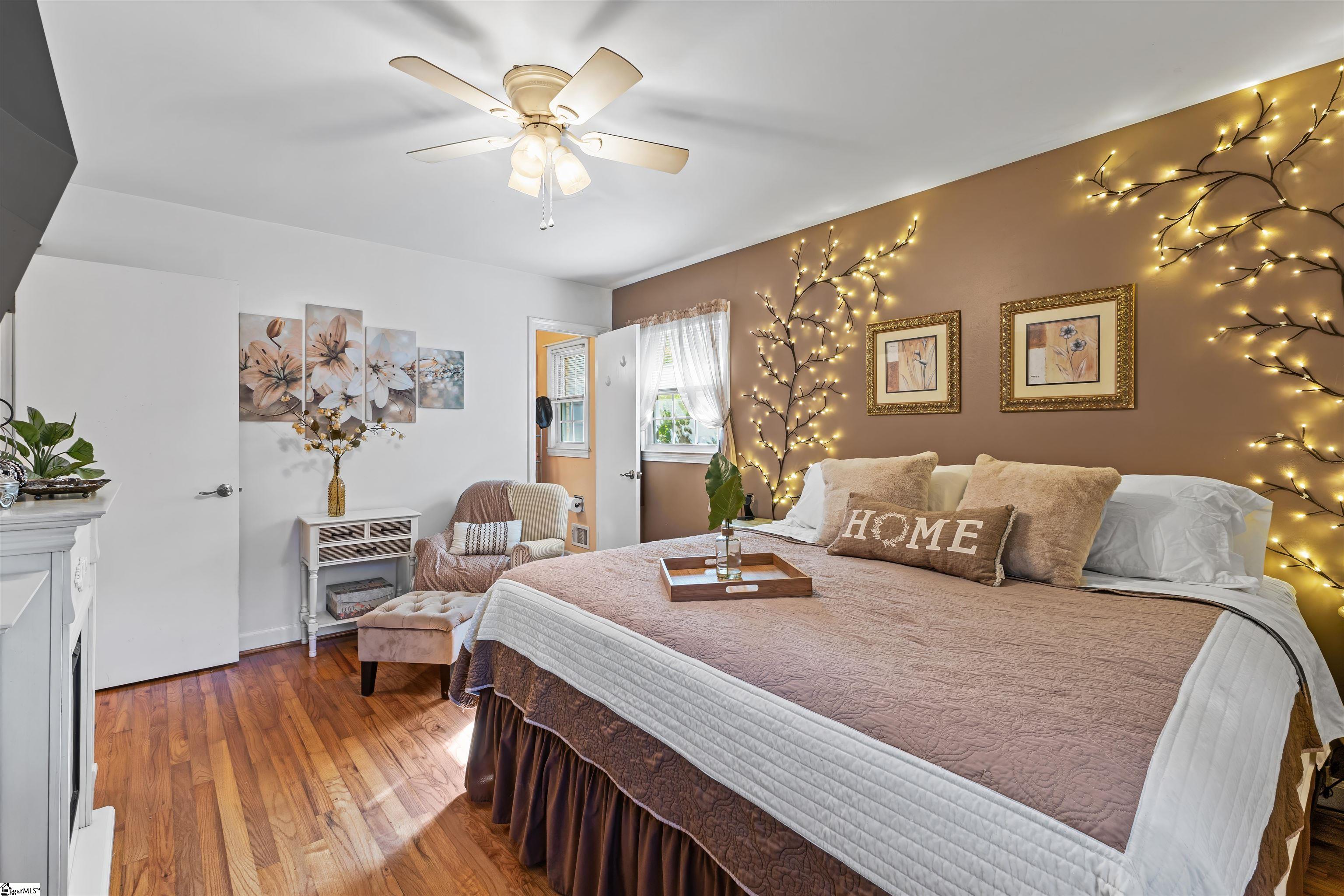 605 W Lee Road Property Photo 14