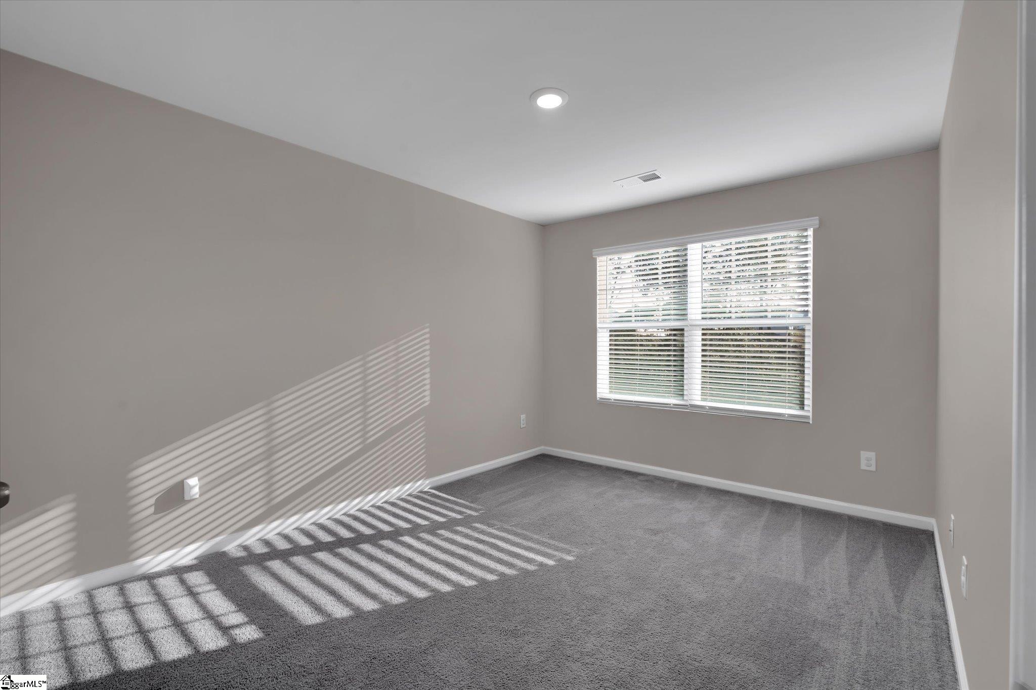 290 E Compass Way Property Photo 16