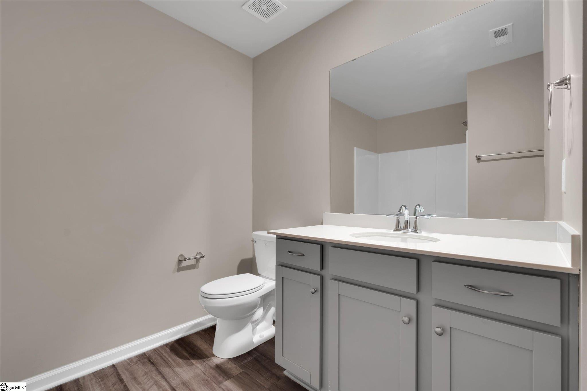 290 E Compass Way Property Photo 17