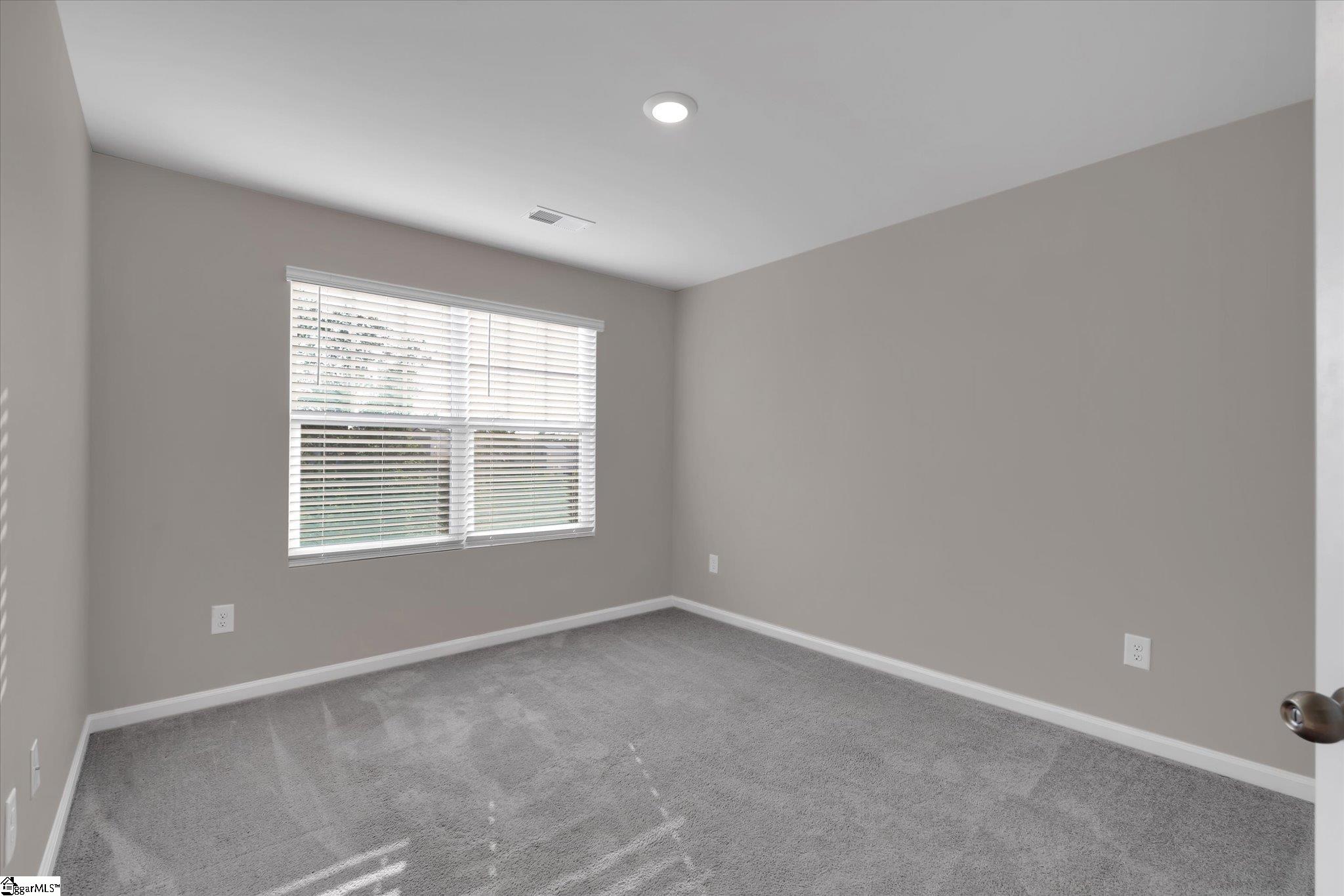 290 E Compass Way Property Photo 18