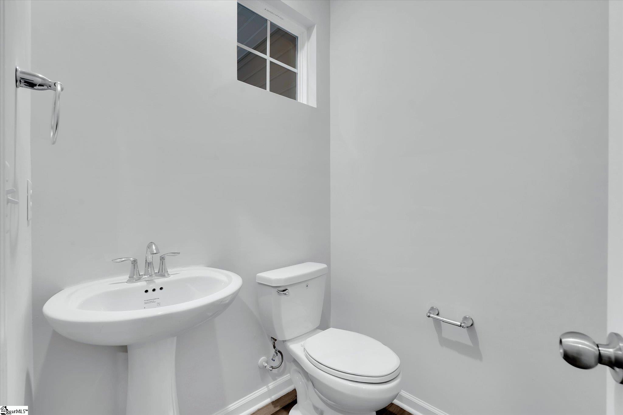 328 E Compass Way Property Photo 12