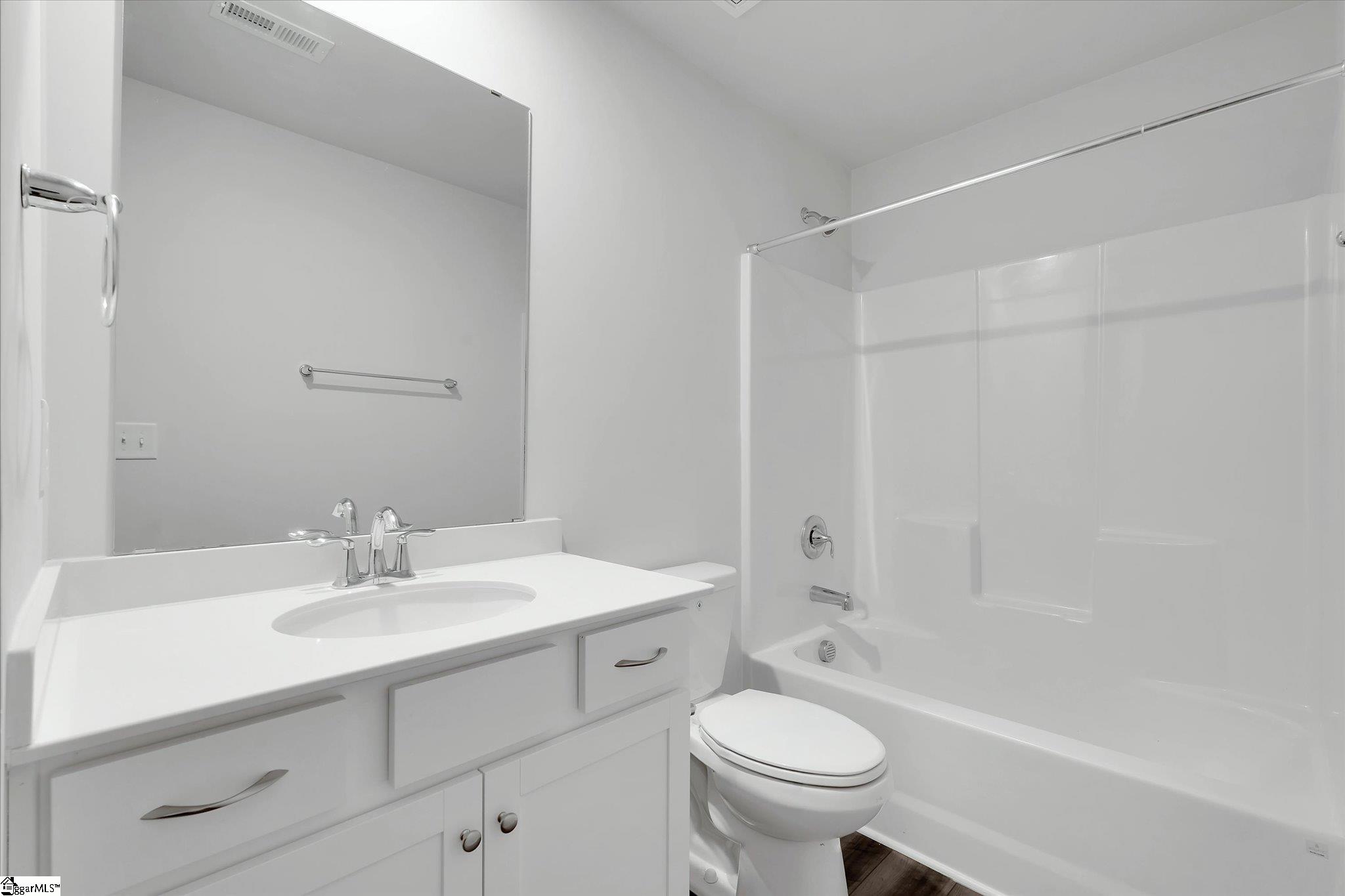 328 E Compass Way Property Photo 17