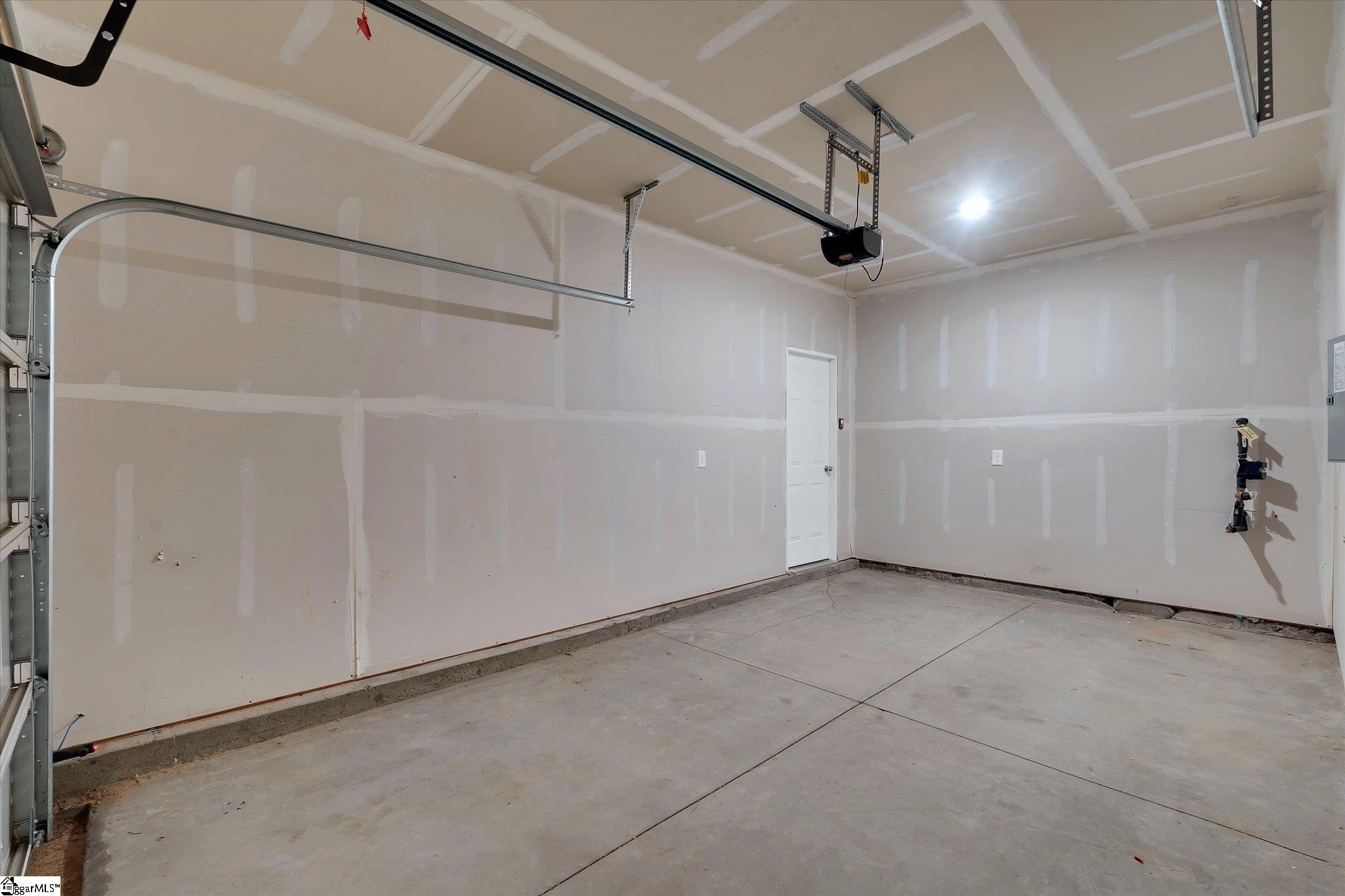 328 E Compass Way Property Photo 21