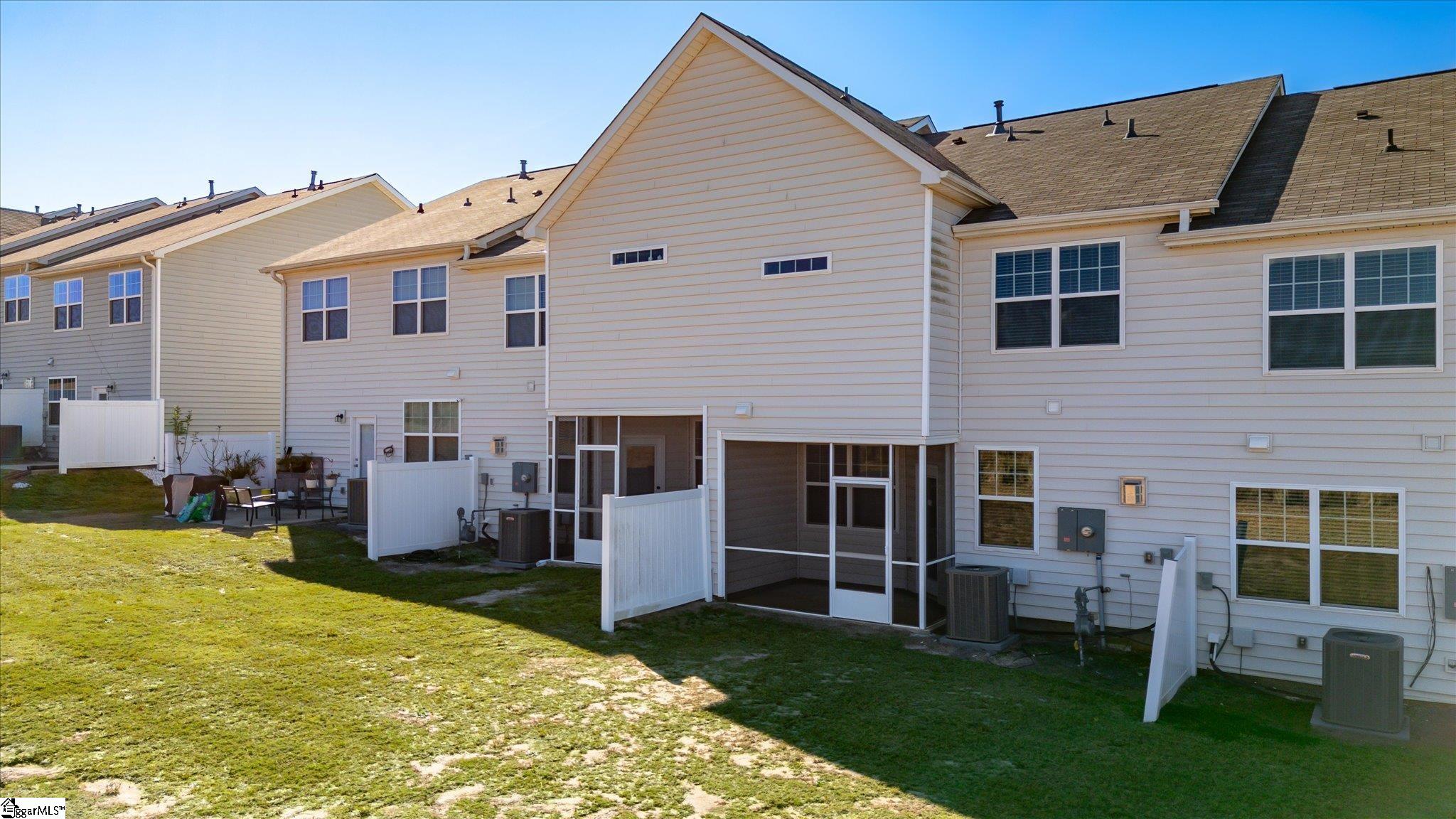 328 E Compass Way Property Photo 24