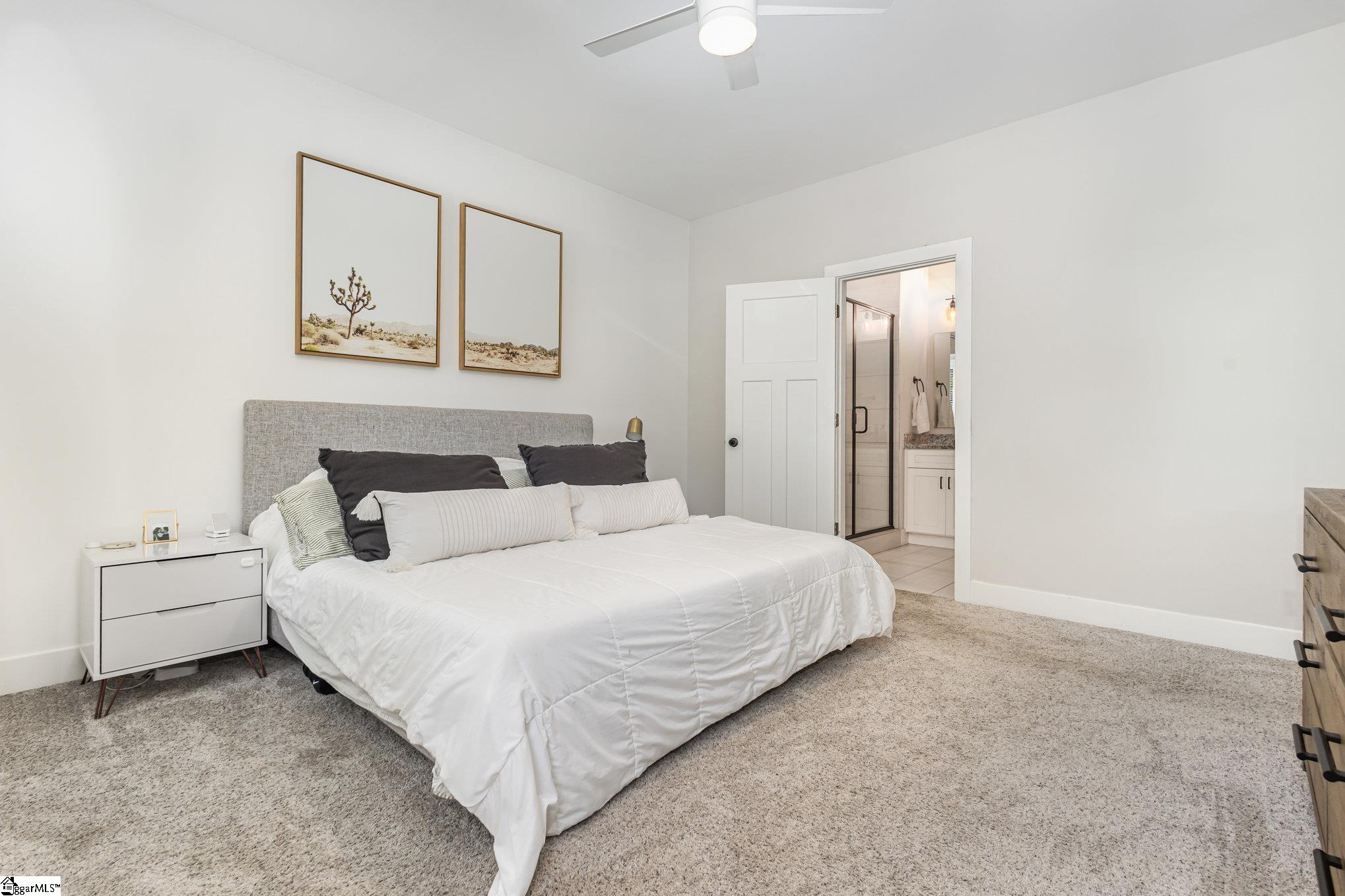 212 Larch Court Property Photo 12